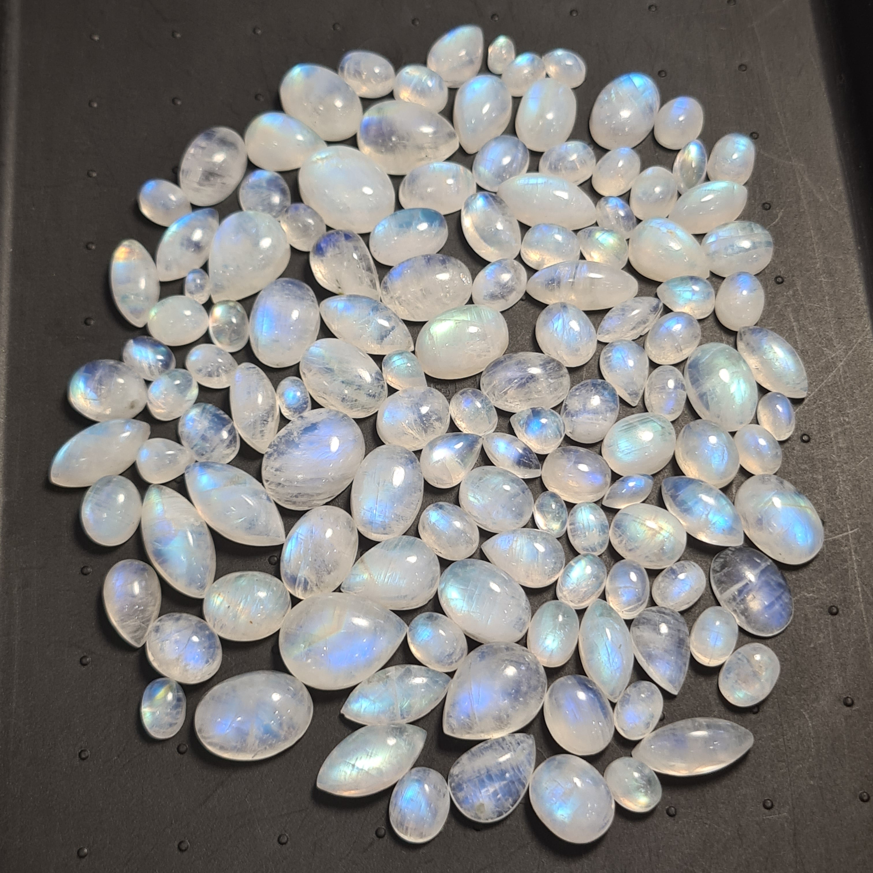 62Pcs Natural Moonstone Cabochon | Mix Shape | Size: 6-18mm - The LabradoriteKing