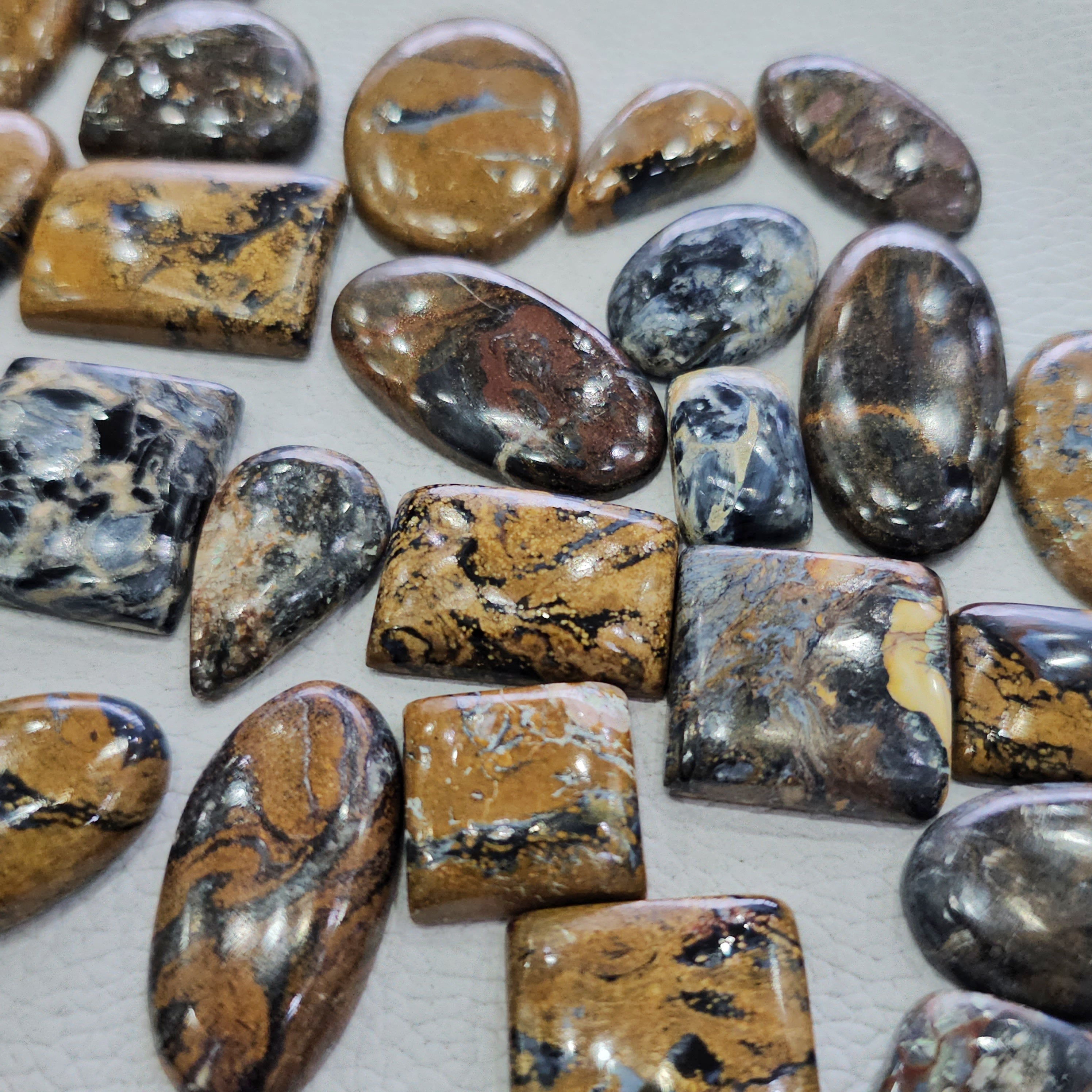 100 Grams Natural Pietersite with Blue Sheen Gemstones | 15–40mm | 20–25 Pcs | Mixed Shapes - The LabradoriteKing