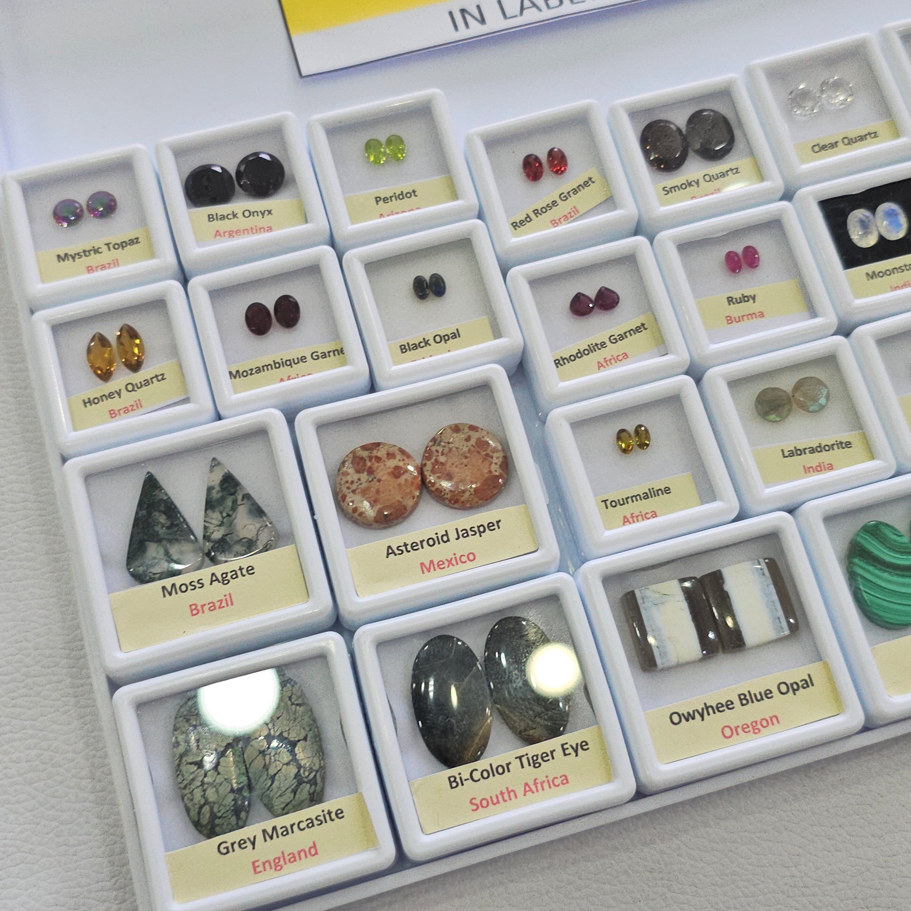 35 Box of Pair Gemstone | Labeled Boxes | Natural Earth-Mined Gemstones - The LabradoriteKing