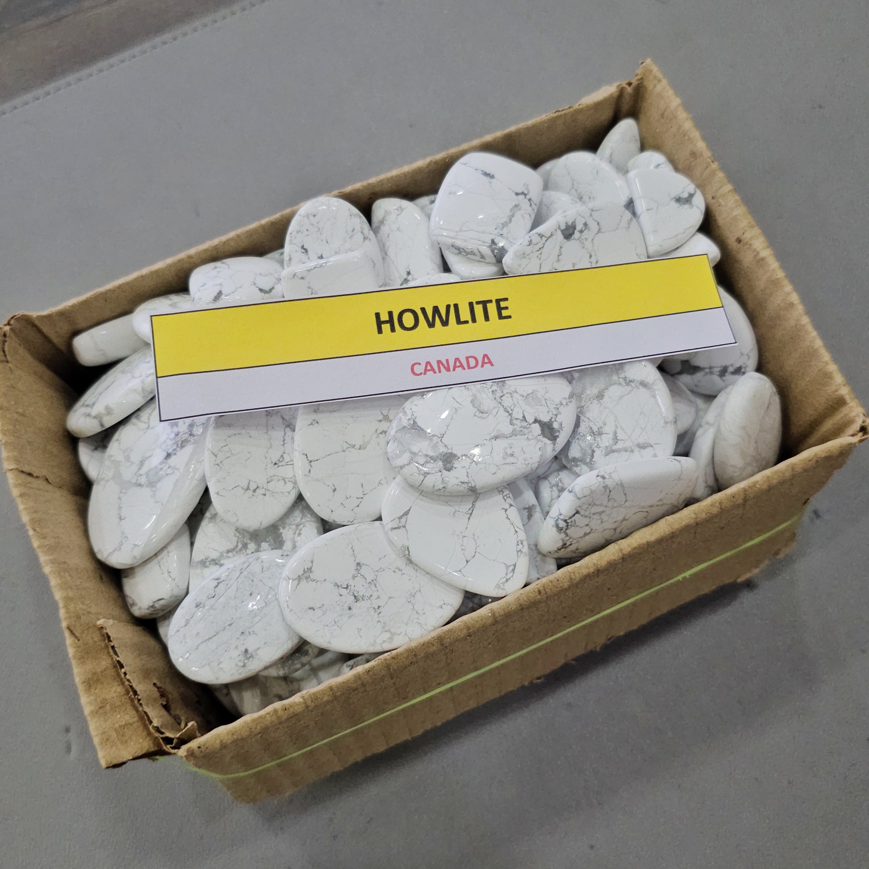 500 Grams / 1Kg of Natural White Howlite Cabochons | 25ā53mm | 40ā50 Pcs - The LabradoriteKing