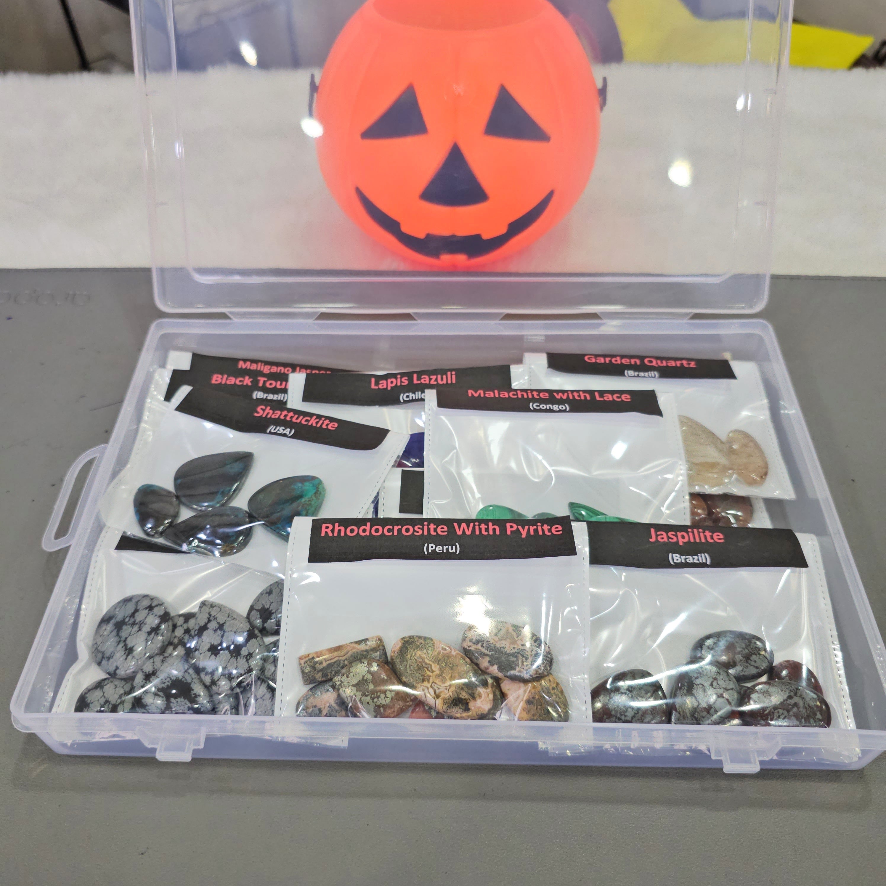 Halloween Box of 16 Exotic Gemstone cabochons | 1 KG box - The LabradoriteKing