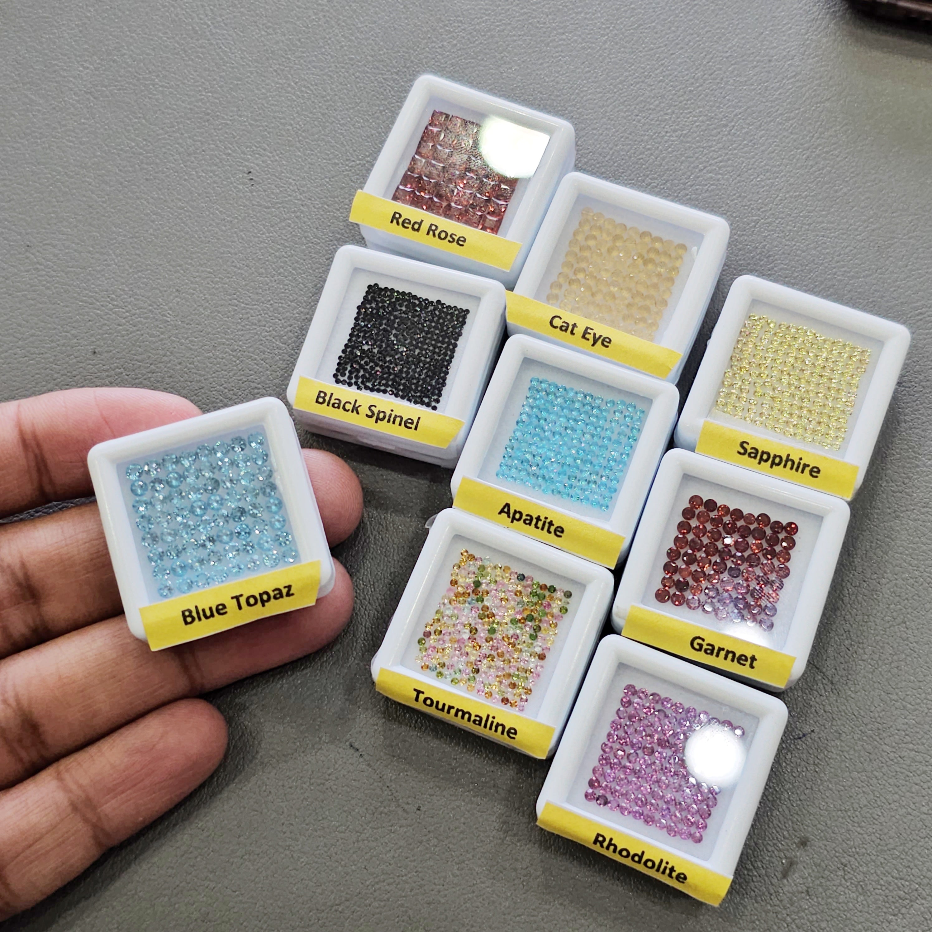 9 Sets of gemstone: Sapphires, Apatite, Topa, Tourmaline, Spinel and more