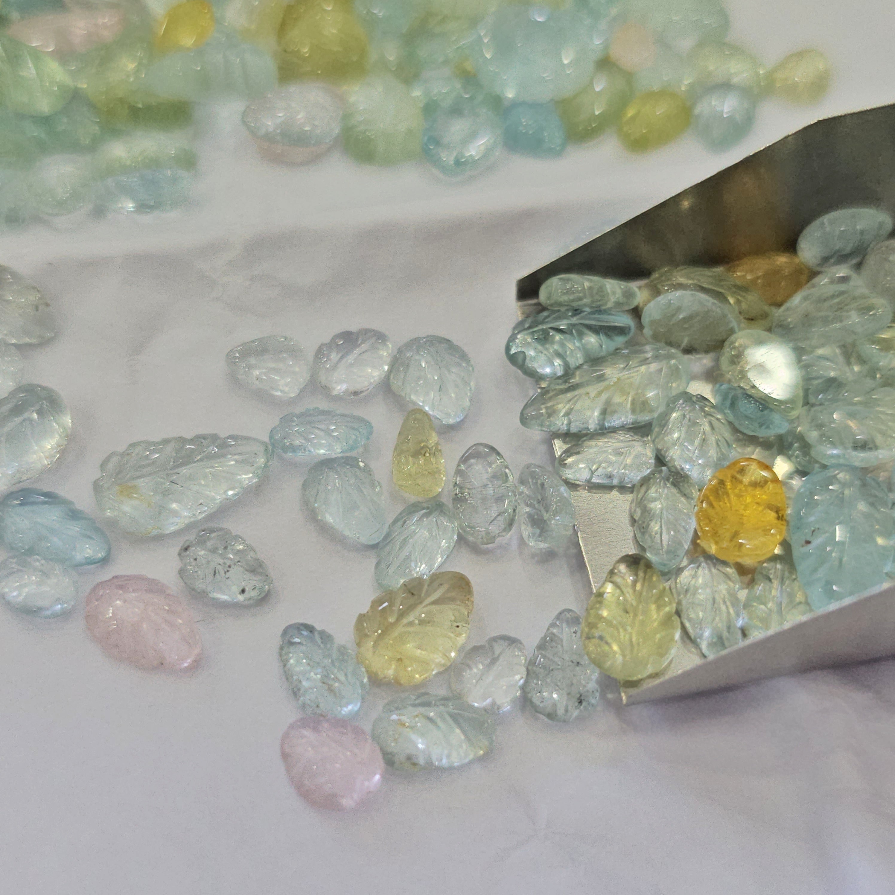 50 Carats Mix Beryls | 40 to 50pcs | 4mm to 10mm - The LabradoriteKing