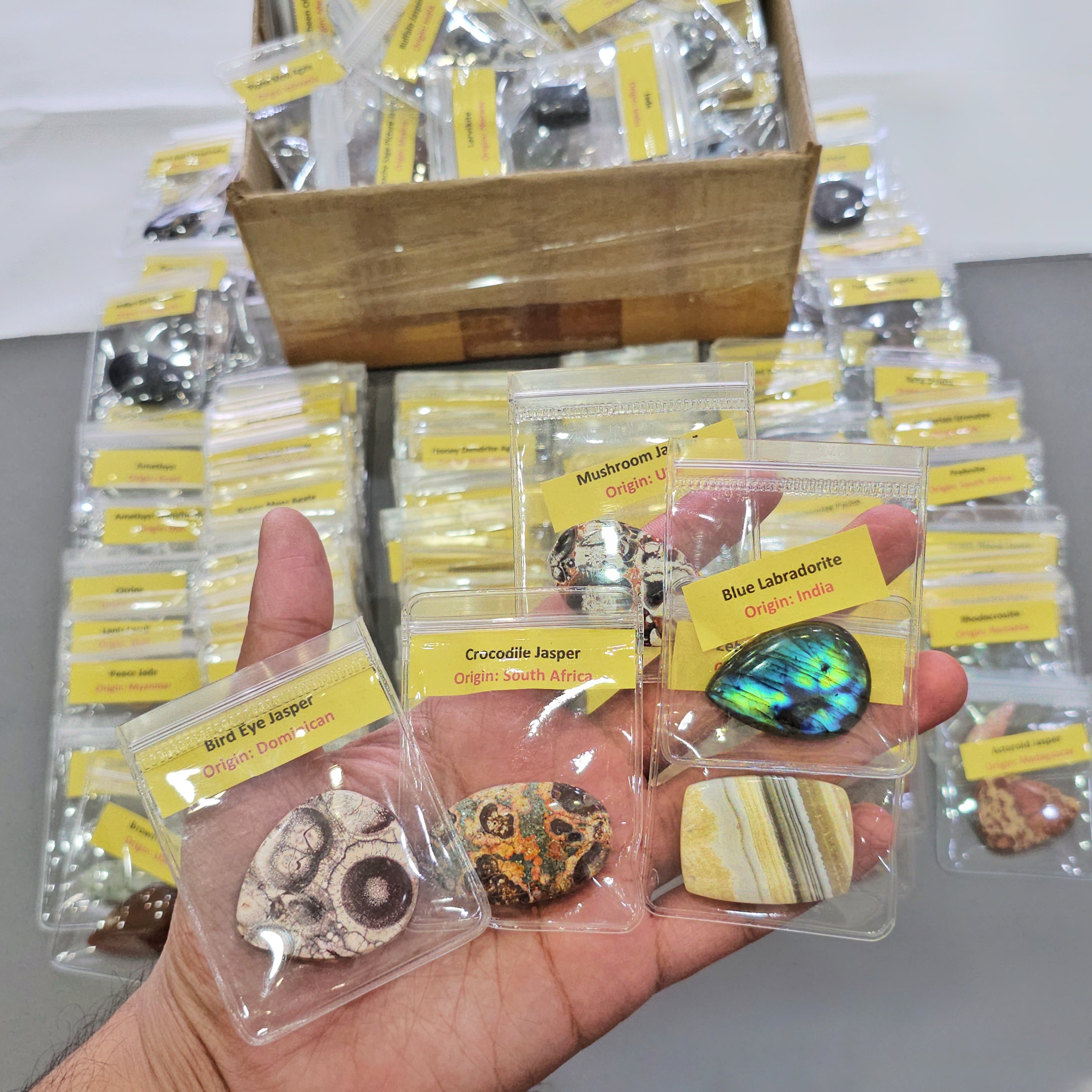 Mega 160 PCS Gemstone Collection Box – 160 Unique Cabochons with Names & Origins - The LabradoriteKing