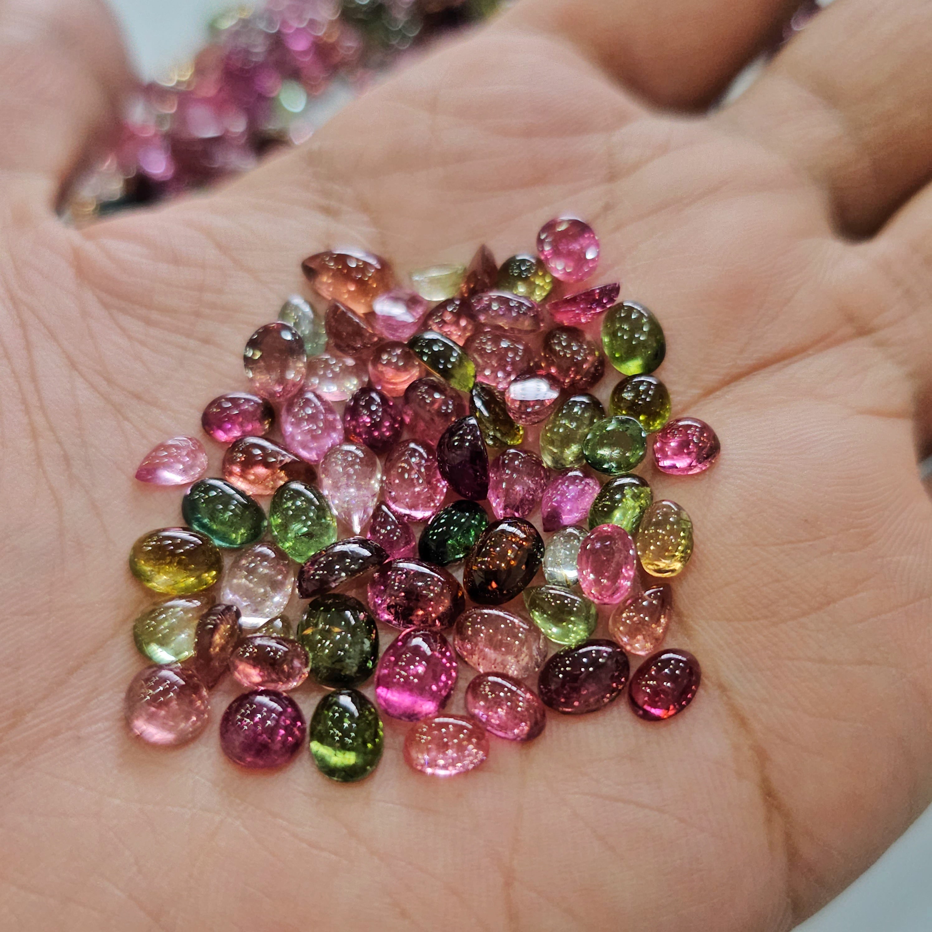 20 Pcs tourmalines cabochons Vibrant colour 5mm to 8mm sizes - The LabradoriteKing