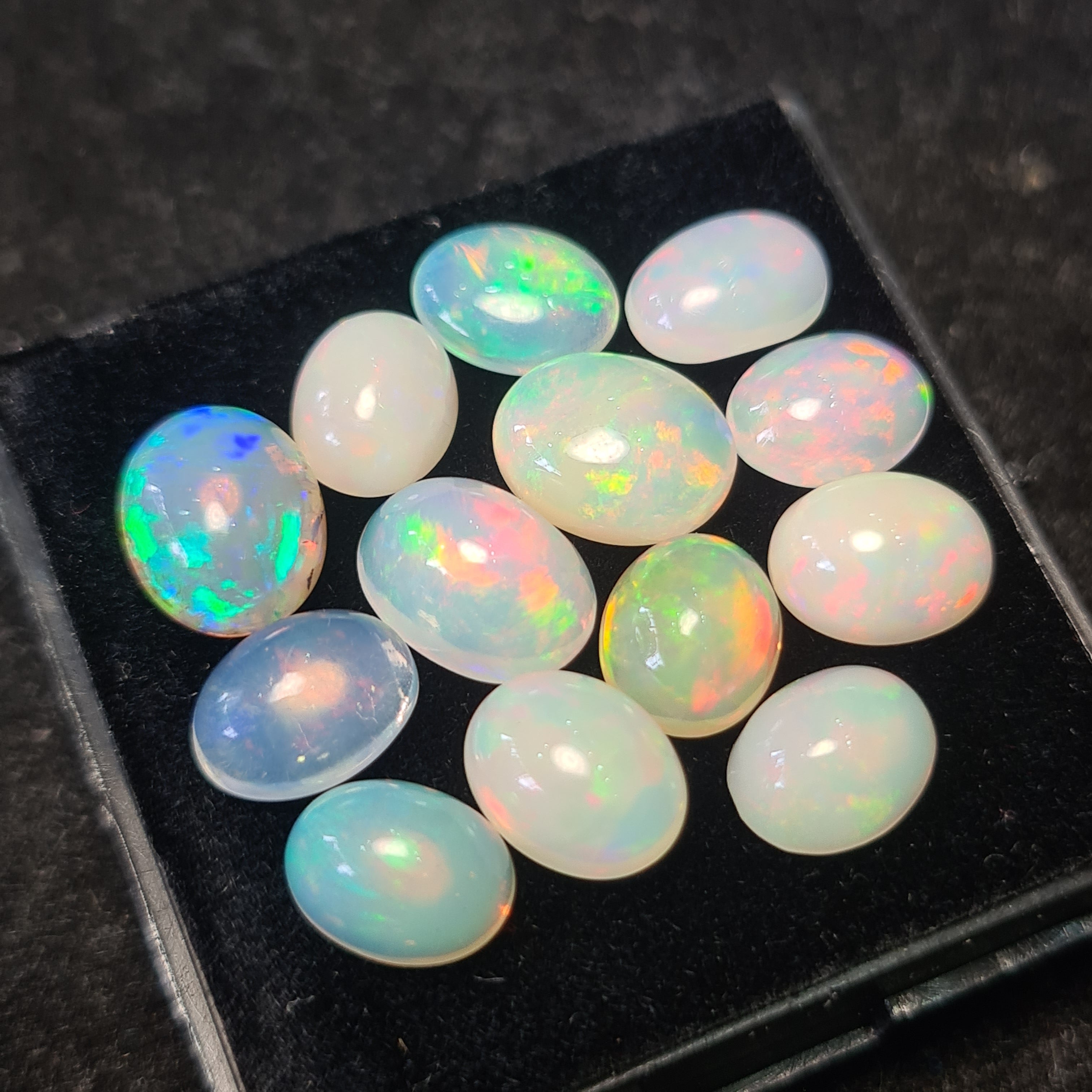 13Pcs of Natural Ethopian Opal Cabochons | 8–10mm | Shape-Oval - The LabradoriteKing