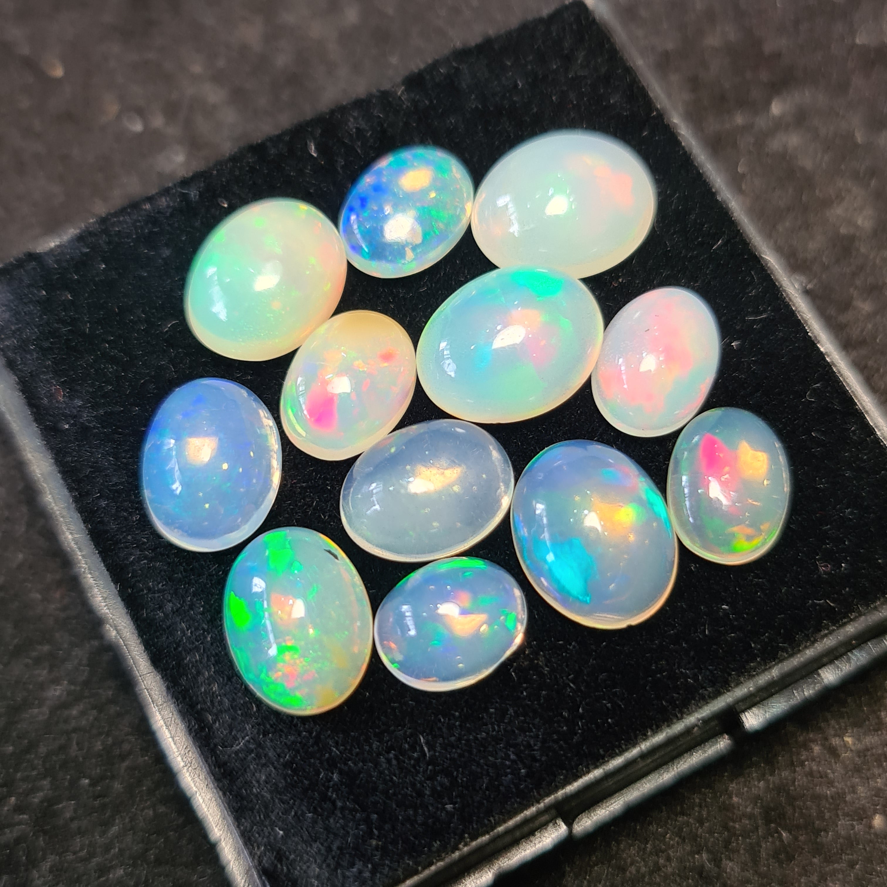 12Pcs of Natural Ethopian Opal Cabochons | 7–10mm | Shape-Oval - The LabradoriteKing