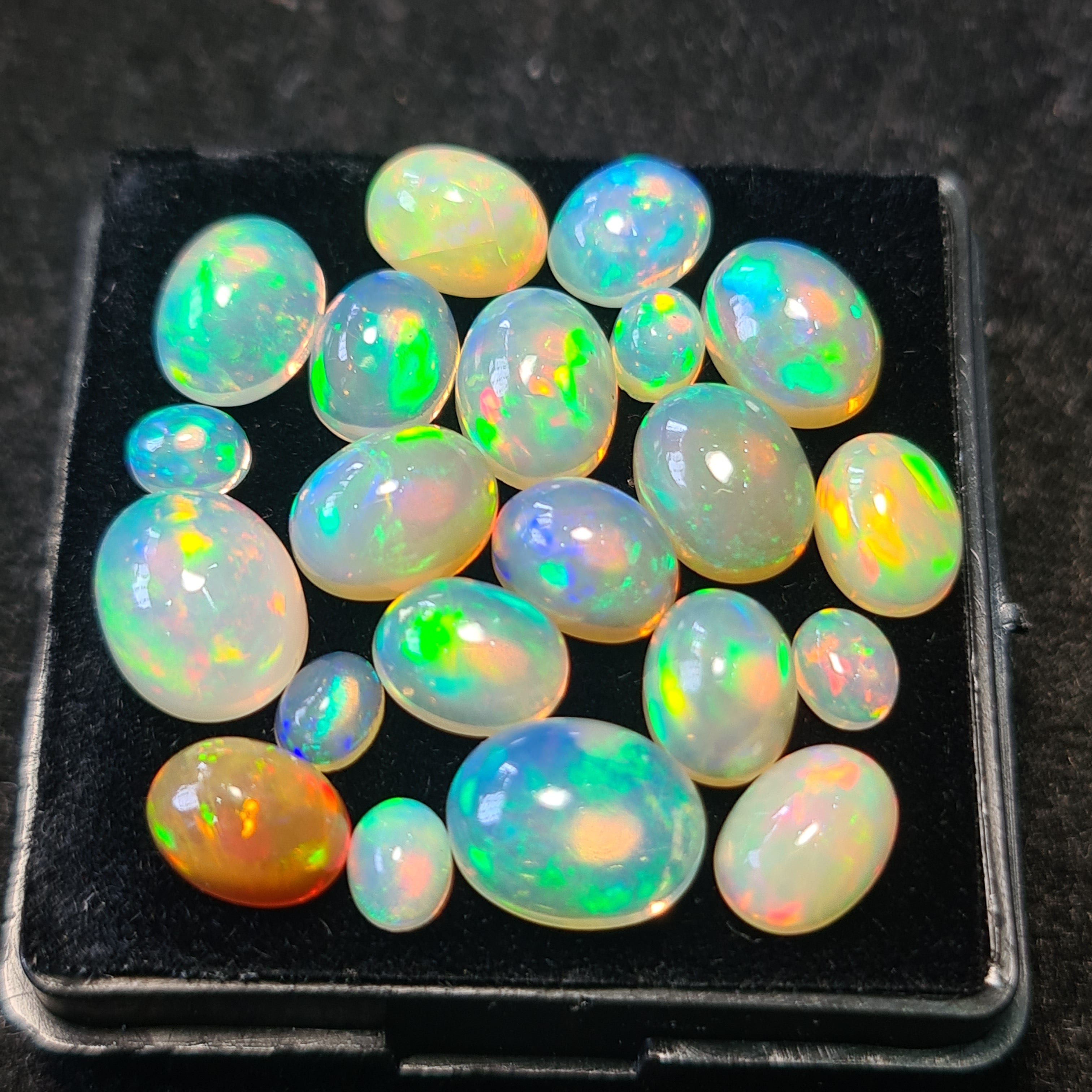 21Pcs of Natural Ethopian Opal Cabochons | 4–10mm | Shape-Oval - The LabradoriteKing