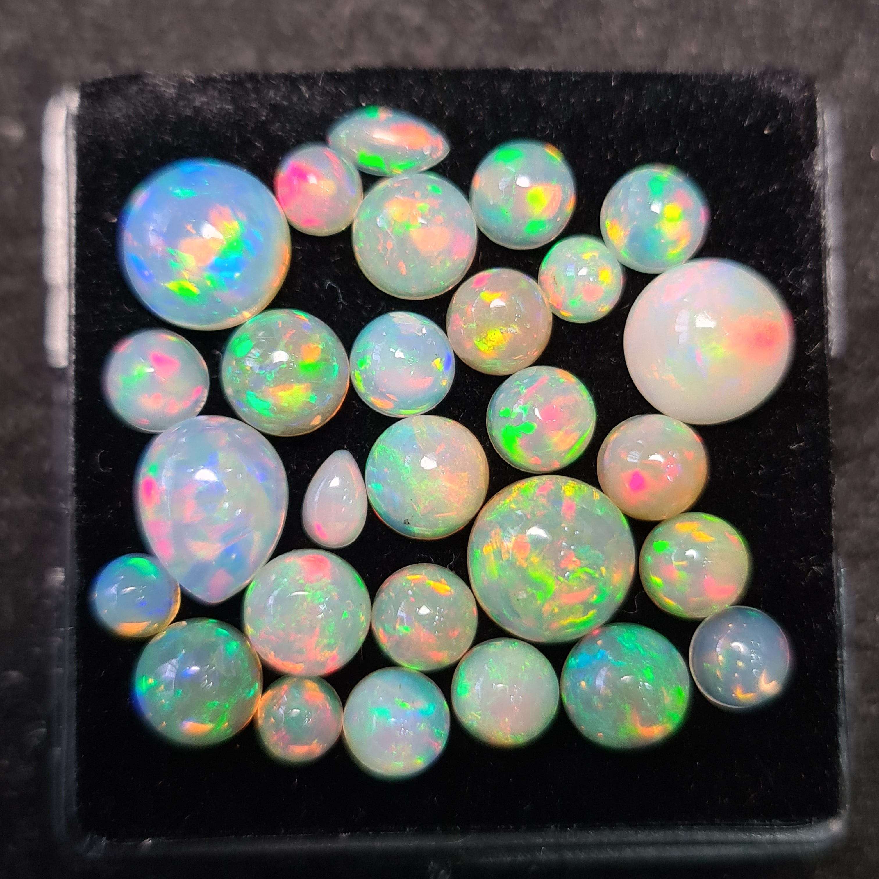 28Pcs of Natural Ethopian Opal Cabochons | 4–9mm | Shape-Mix - The LabradoriteKing