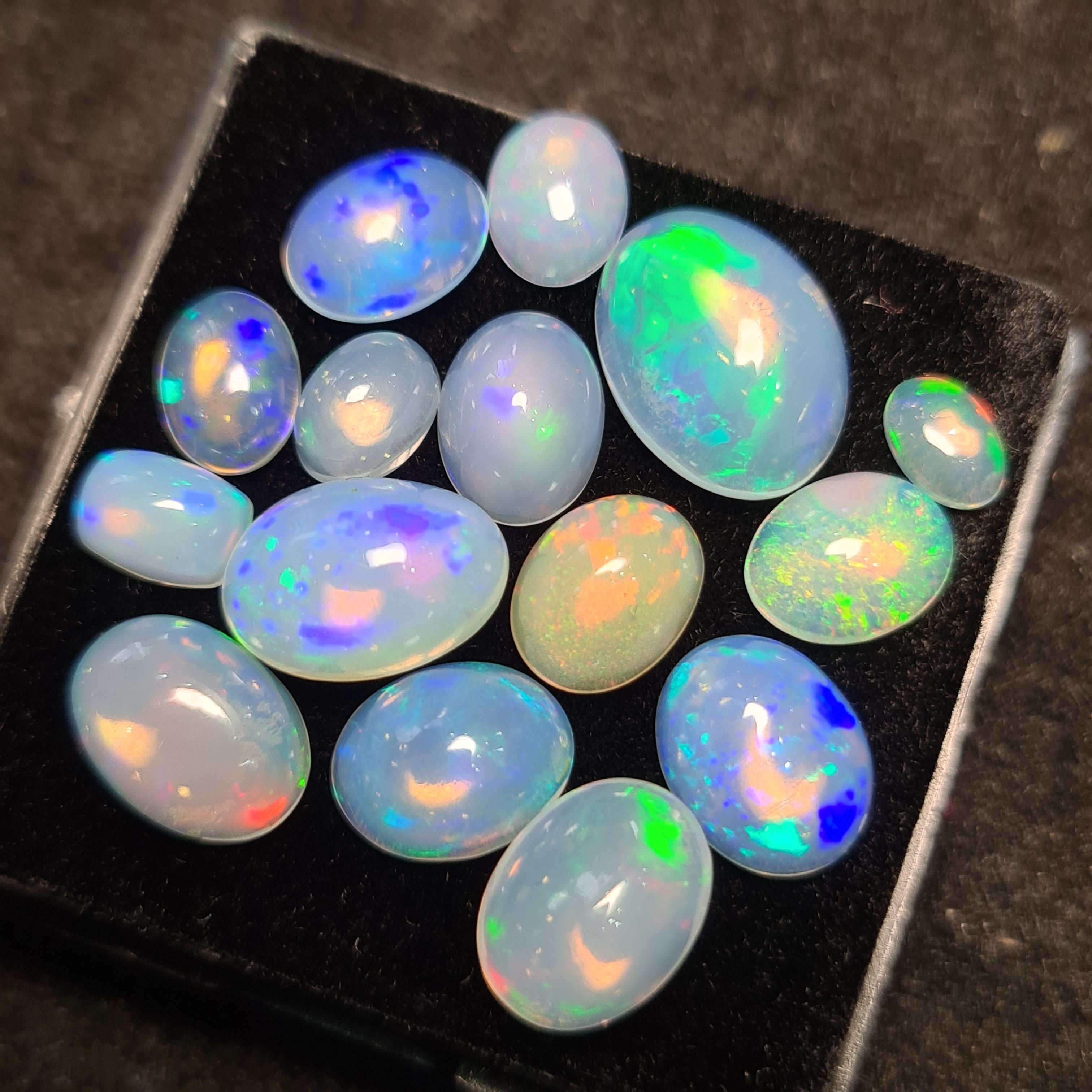 15Pcs of Natural Ethopian Opal Cabochons | 6–13mm | Shape-Oval - The LabradoriteKing