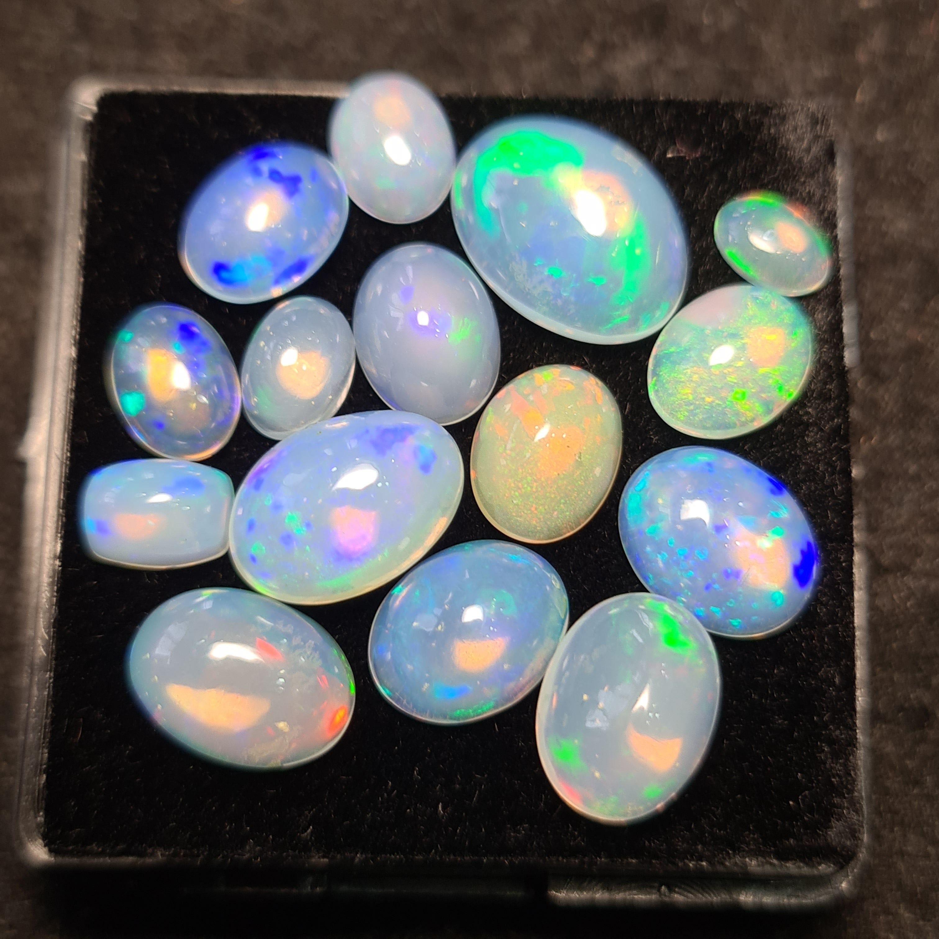 15Pcs of Natural Ethopian Opal Cabochons | 6–13mm | Shape-Oval - The LabradoriteKing