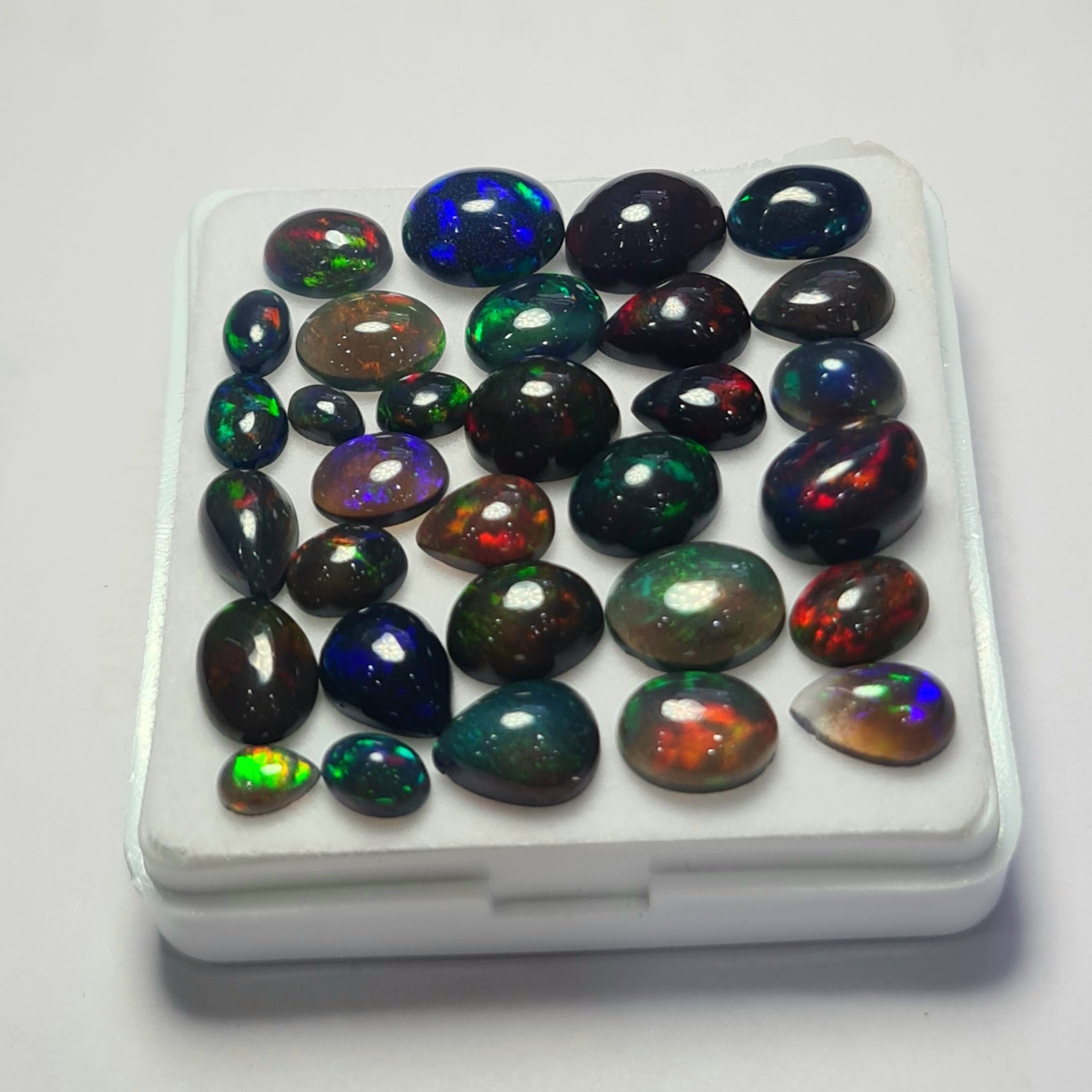 31Pcs of Natural Black Smoked Opal Cabochons | 5–10mm | Shape-Mix - The LabradoriteKing