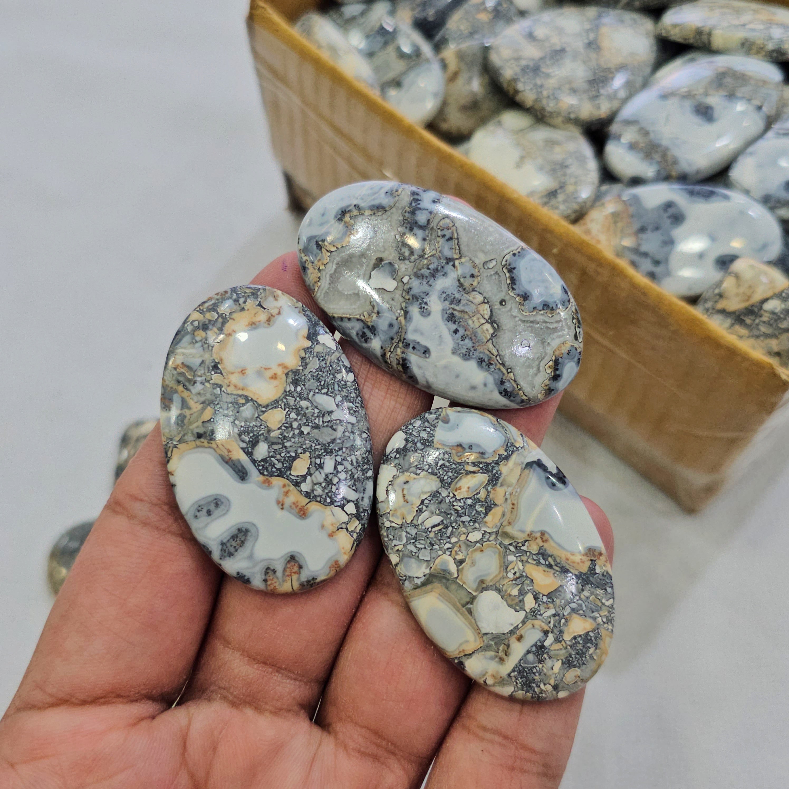 500 Grams Natural Gray Maligano Jasper Gemstones | 30-50 Pcs (Approx.) | 20–45mm - The LabradoriteKing