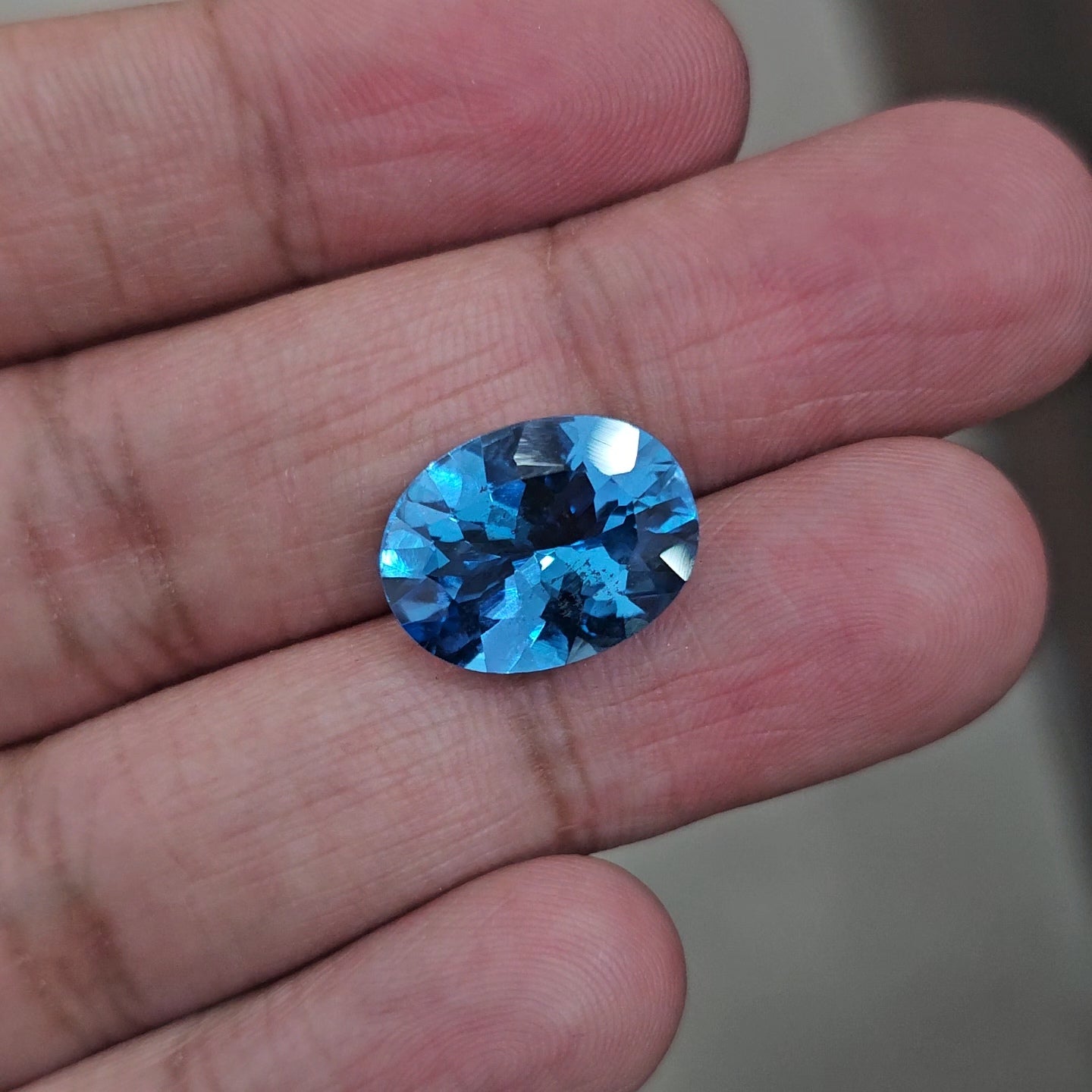 Natural Swiss Blue Topaz Faceted | Oval | 16x12mm - The LabradoriteKing