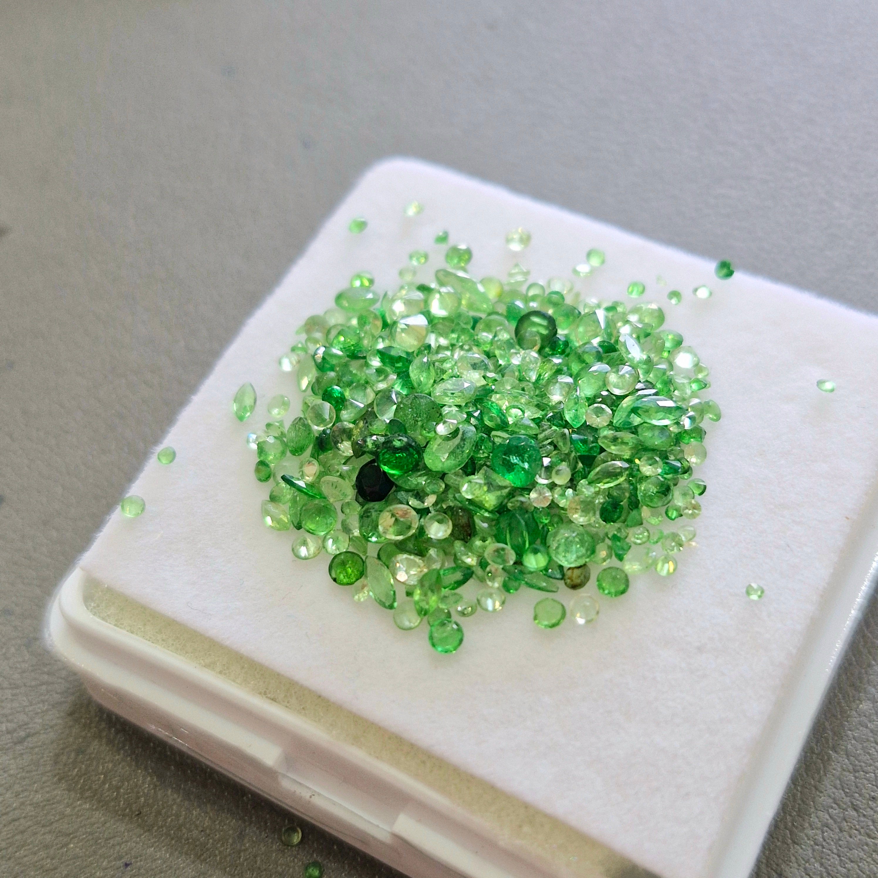 Natural Tsavorite Faceted Gemstone | Size 1-4mm