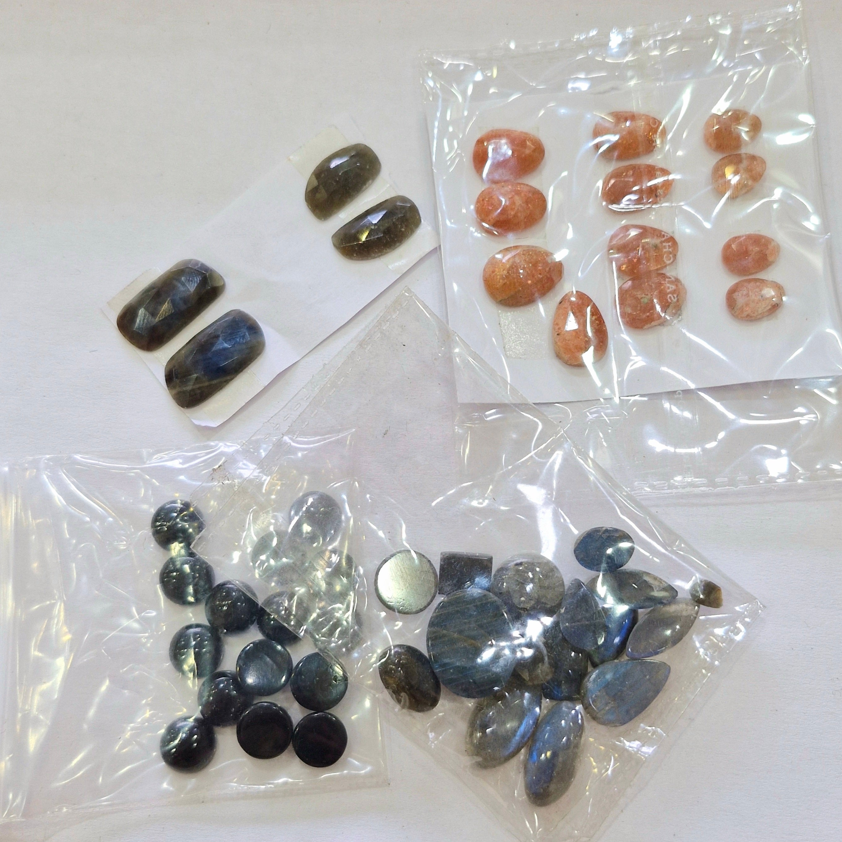 Natural sapphire, Sunstone, Labradorite And Black Spinel Gems | 10-21mm