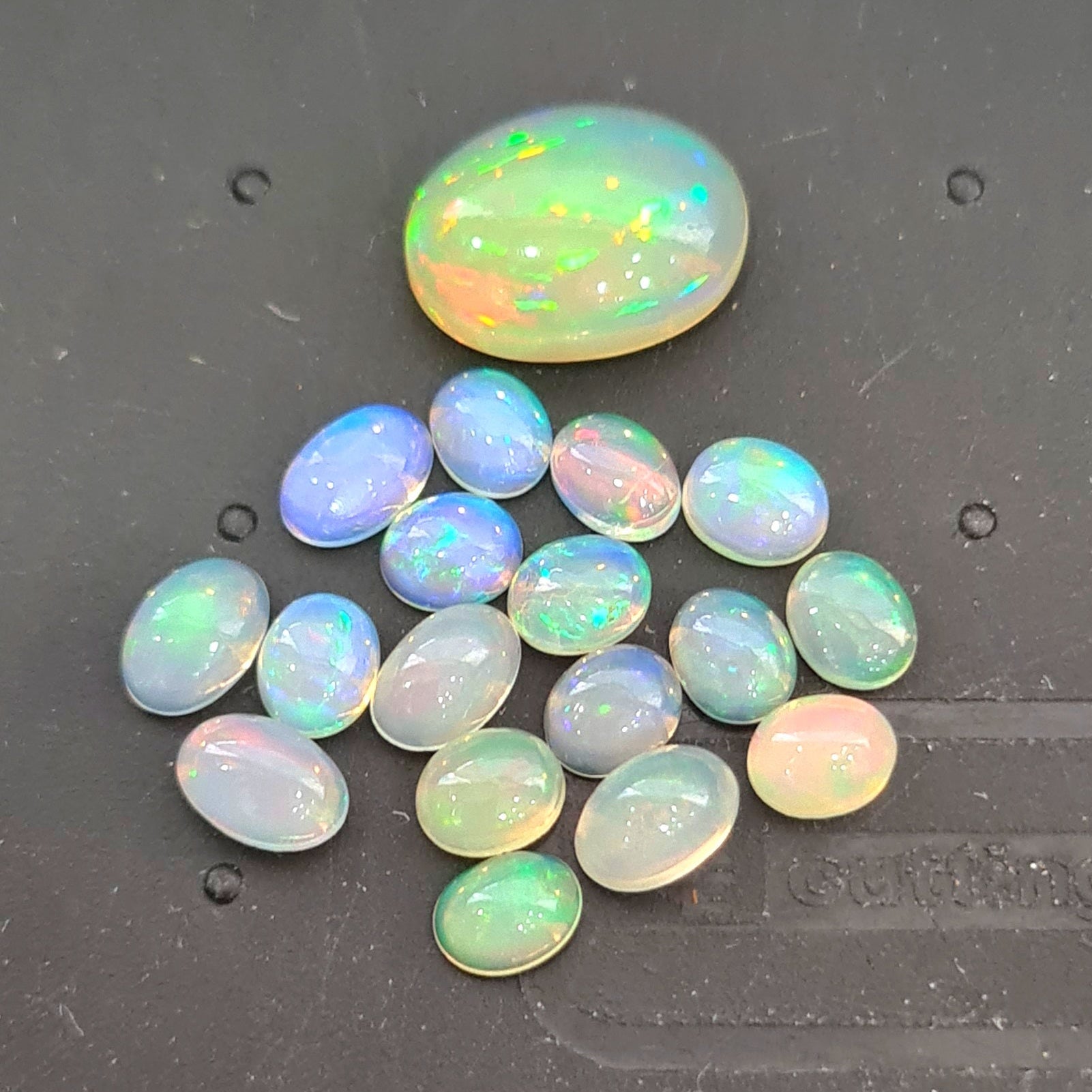 18pcs Natural Mix Opal Lot | Size: 5-12mm