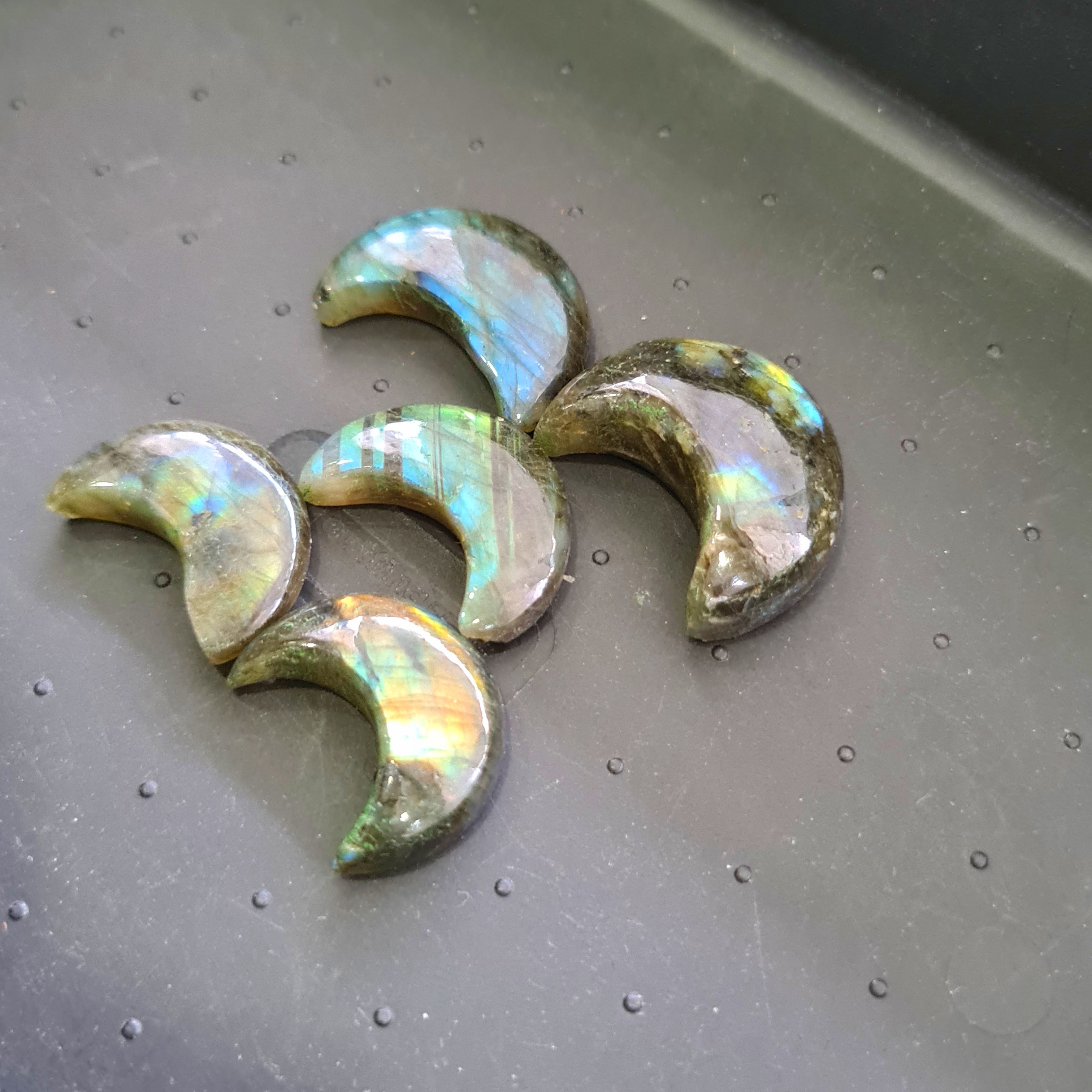 5pcs Natural Labradorite Moon Shape| Size 22-26mm