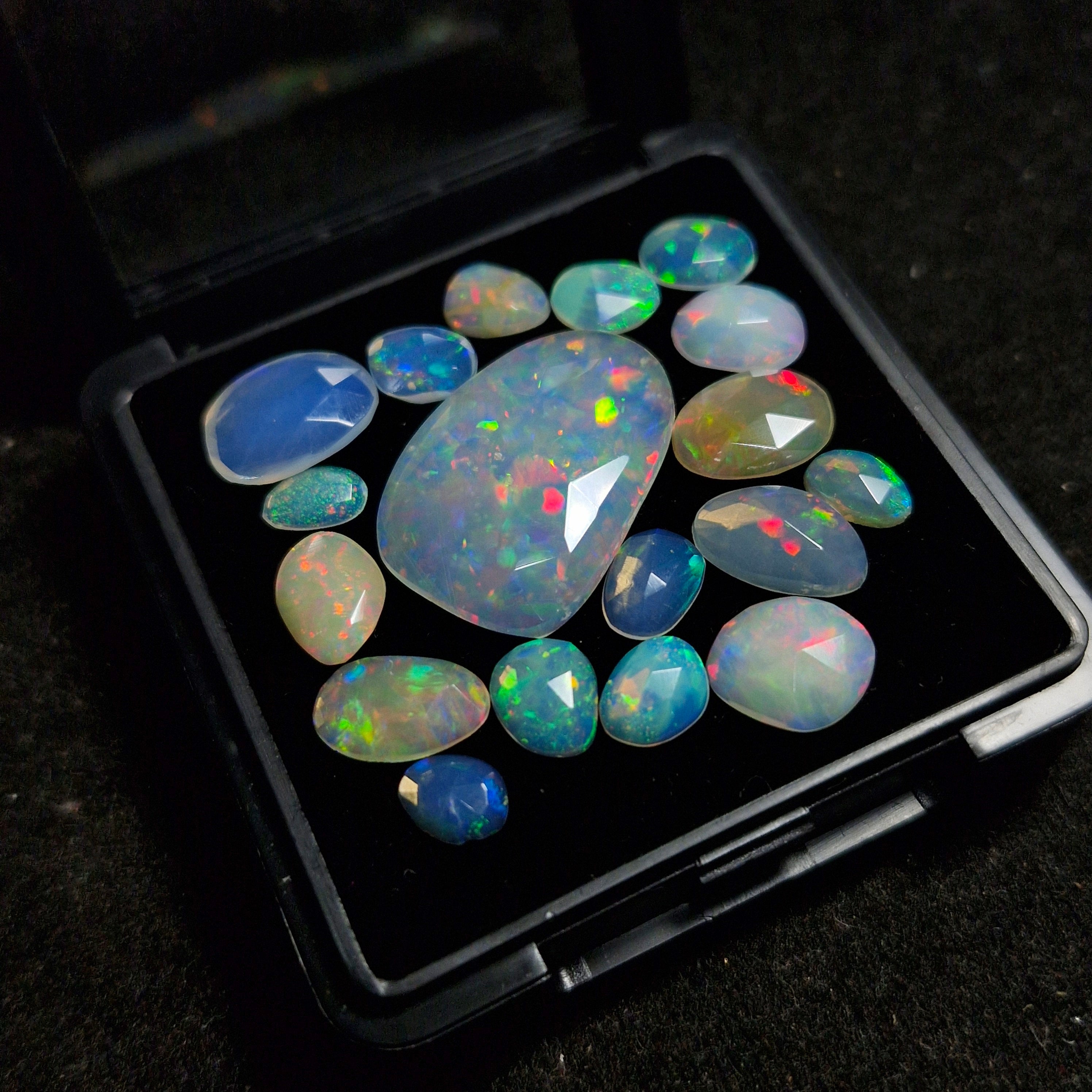17.5cts Of Natural Ethiopian Opal Rose cut | Fancy | Size: 7-23mm | 18pc