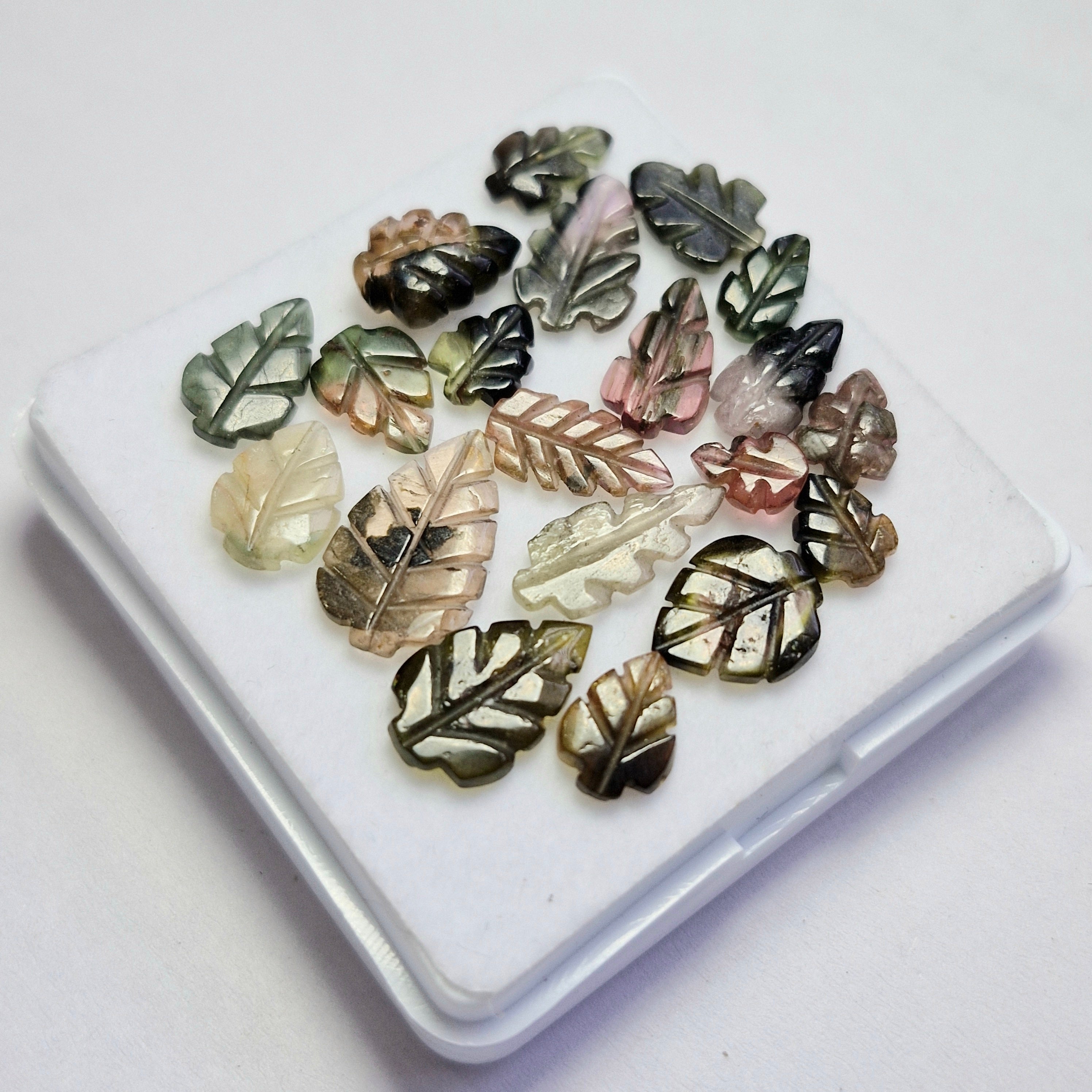 21.6cts Of Natural Tourmaline Leaf | Size: 7-16mm | 20pcs