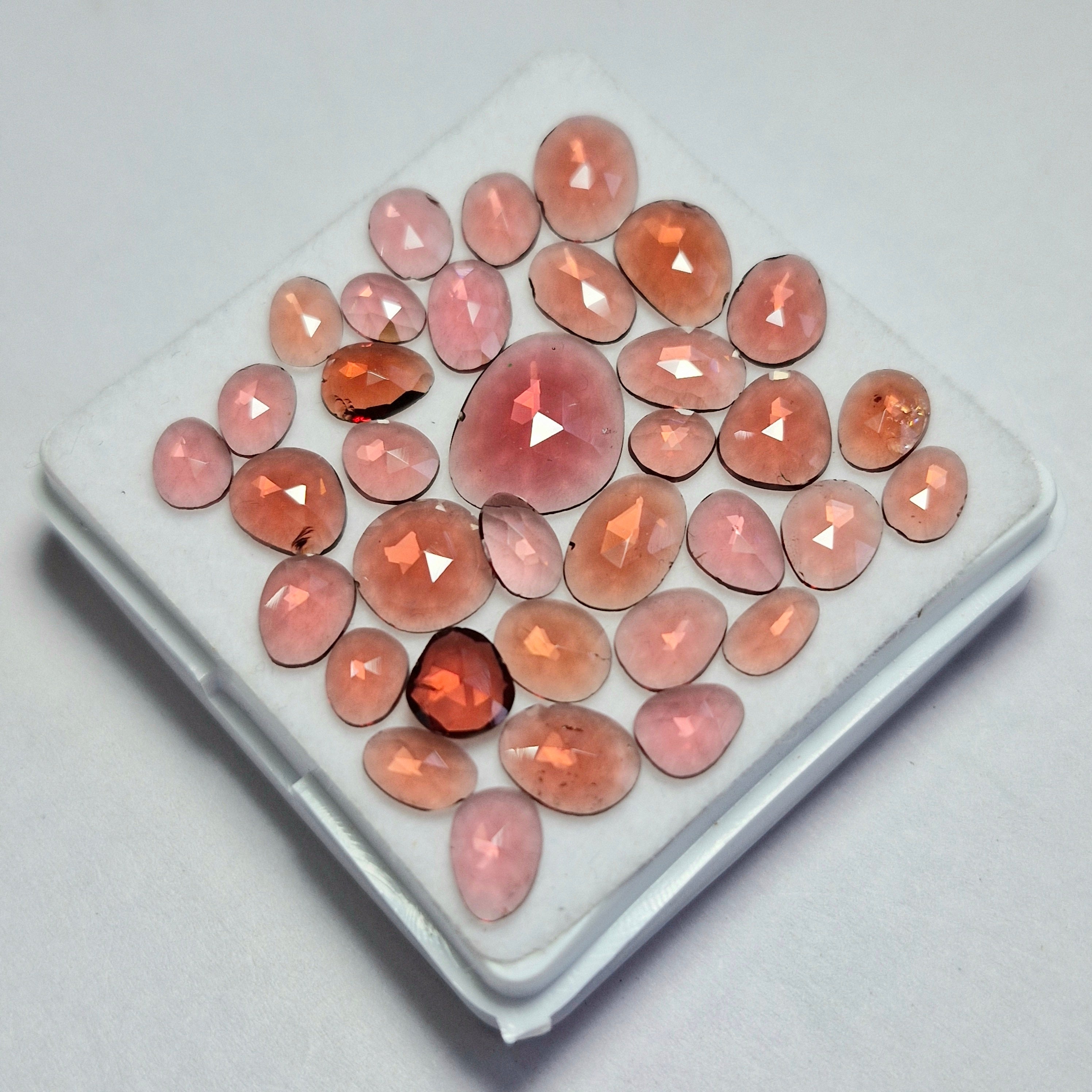 24.8cts Of Natural Mozambique Garnet Faceted |Oval & Round| Size: 6-13mm | 35pcs