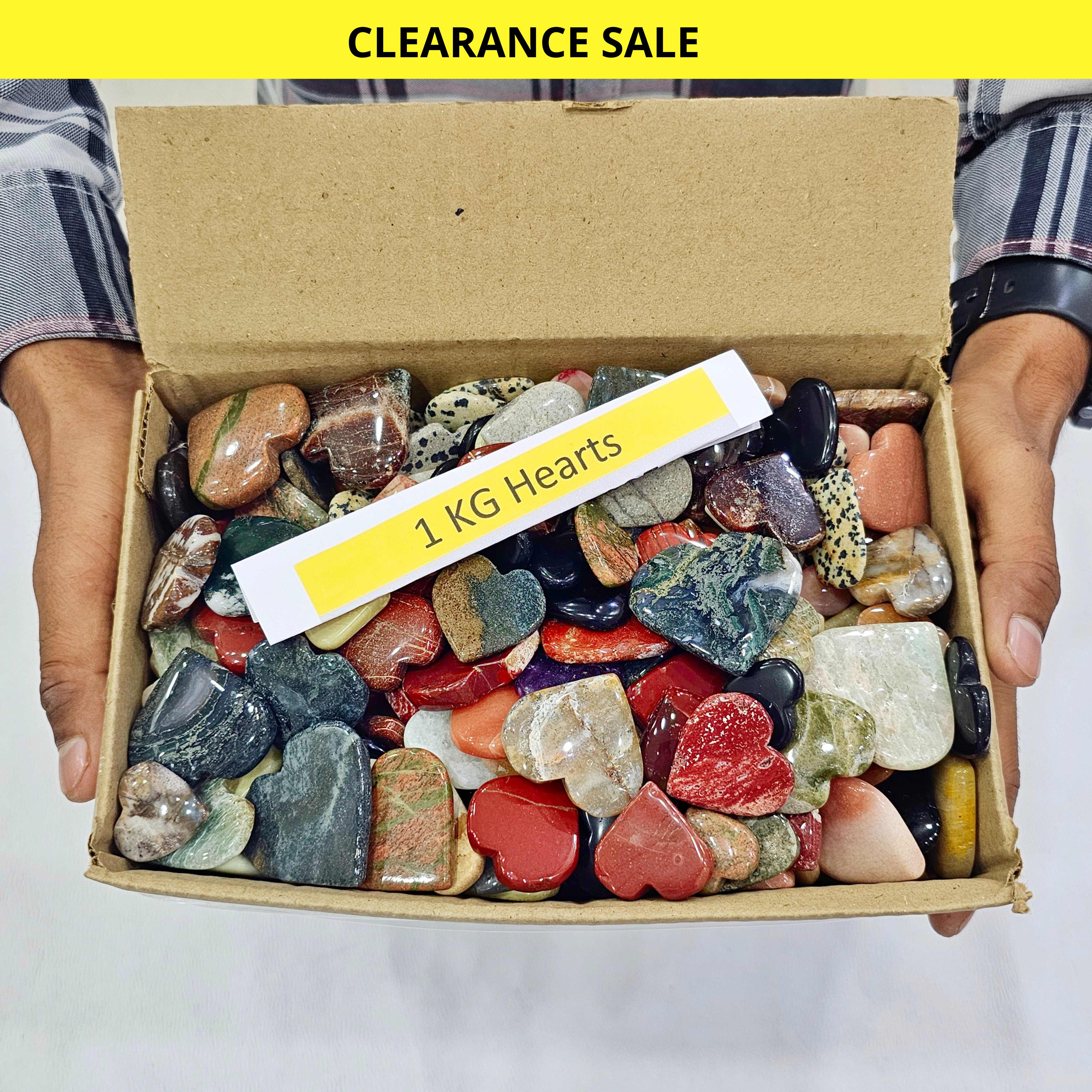 1KG Mixed Heart-Shaped Gemstone Cabochons | 20–40mm | 90–110 Pieces | Assorted Natural Stones - The LabradoriteKing