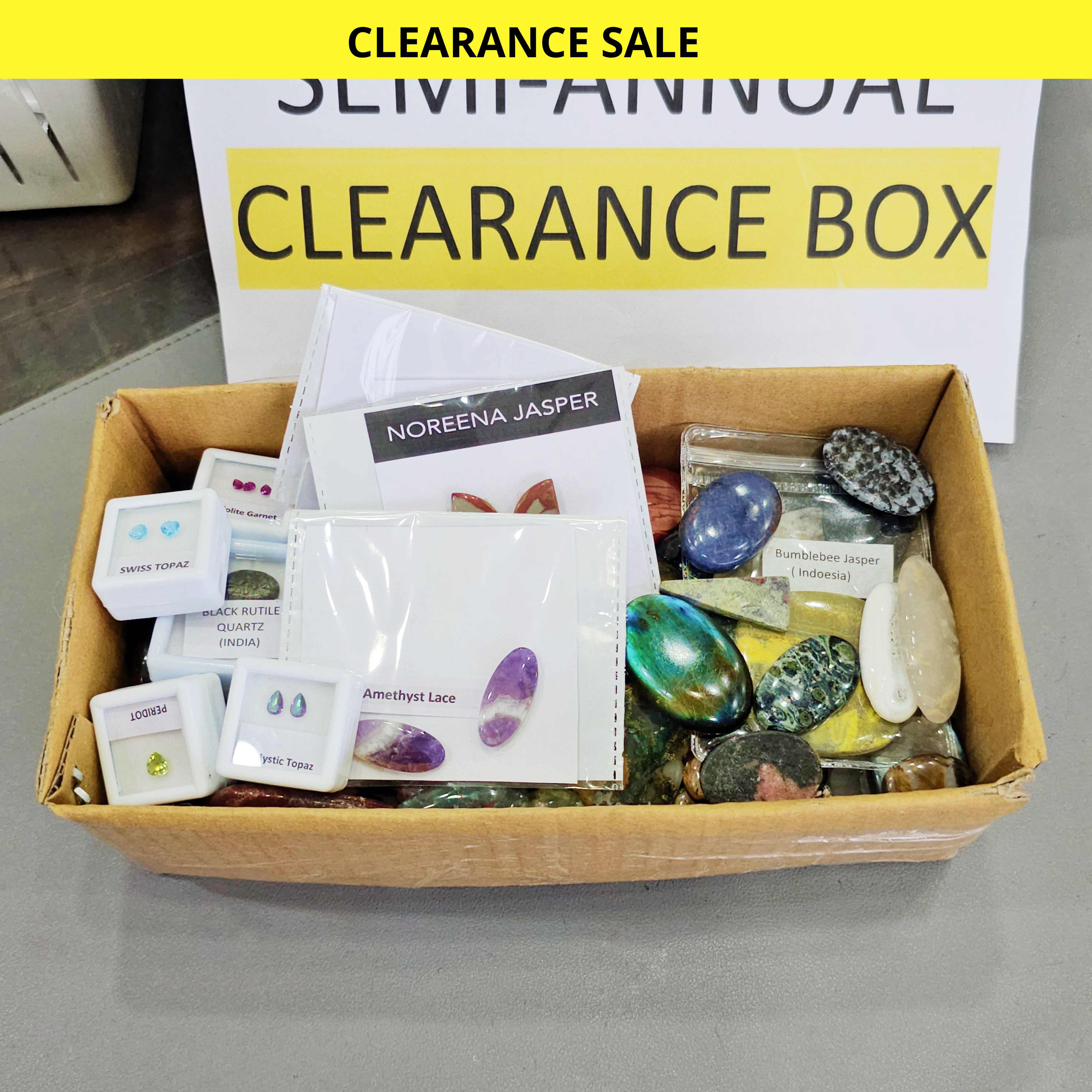 1 KG Semi Annual Clearance Box | 100 Pcs+ cabochons and faceted gems - The LabradoriteKing