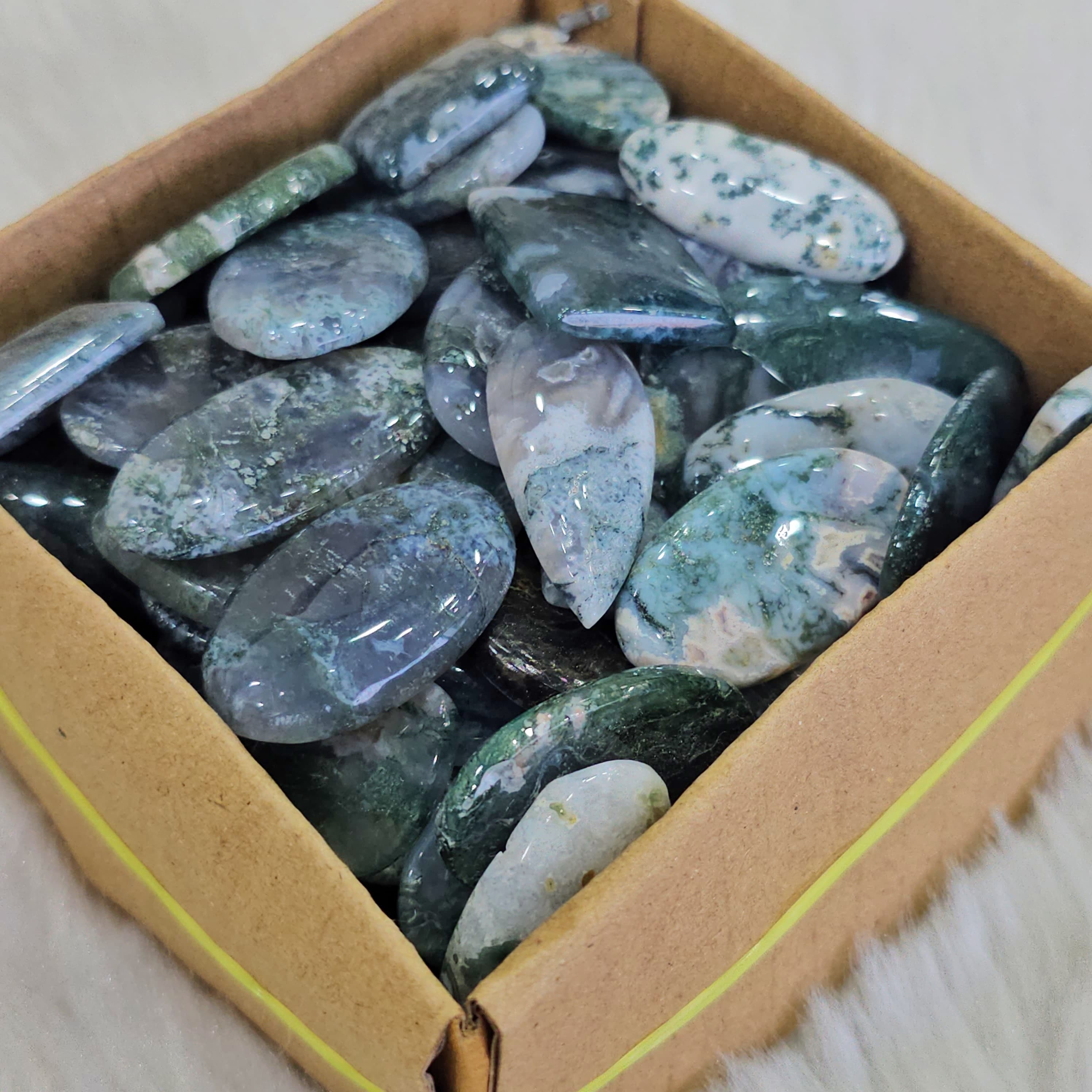 500Gram/1KG Moss Agate Cabochons | 80-100 Pcs | 1" to 3" Inches - The LabradoriteKing
