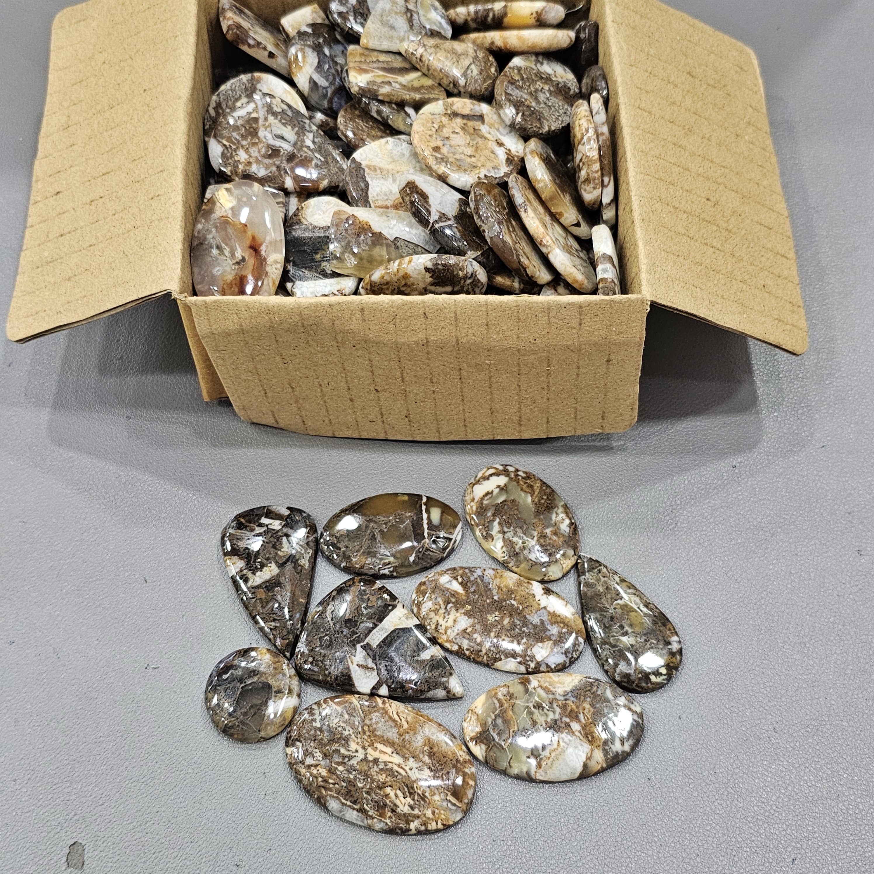 500 Grams/1KG Turkish Jasper Cabochons Cabochon | 1" to 2" Inches | 80-110Pcs - The LabradoriteKing