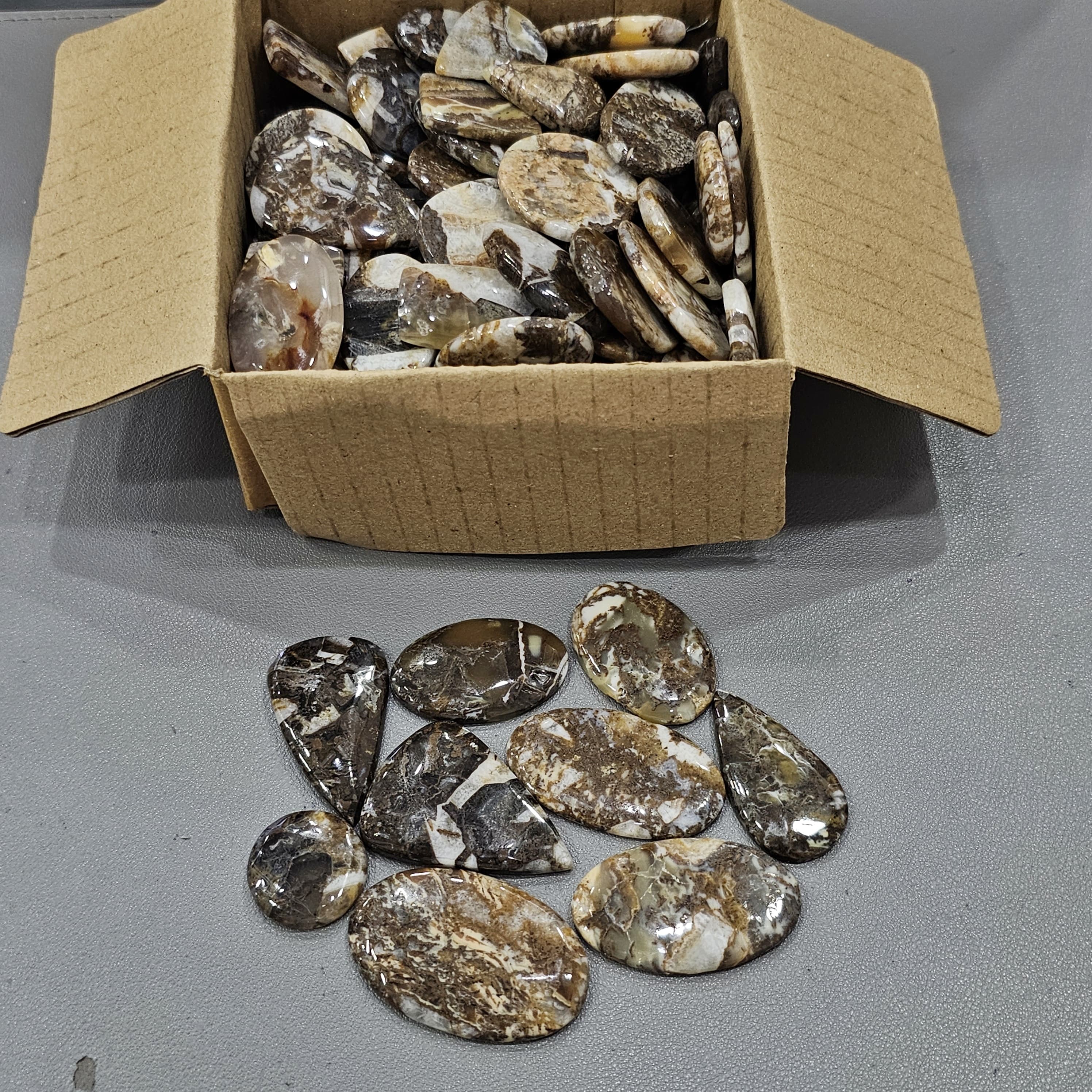 500 Grams/1KG Turkish Jasper Cabochons Cabochon | 1" to 2" Inches | 80-110Pcs - The LabradoriteKing