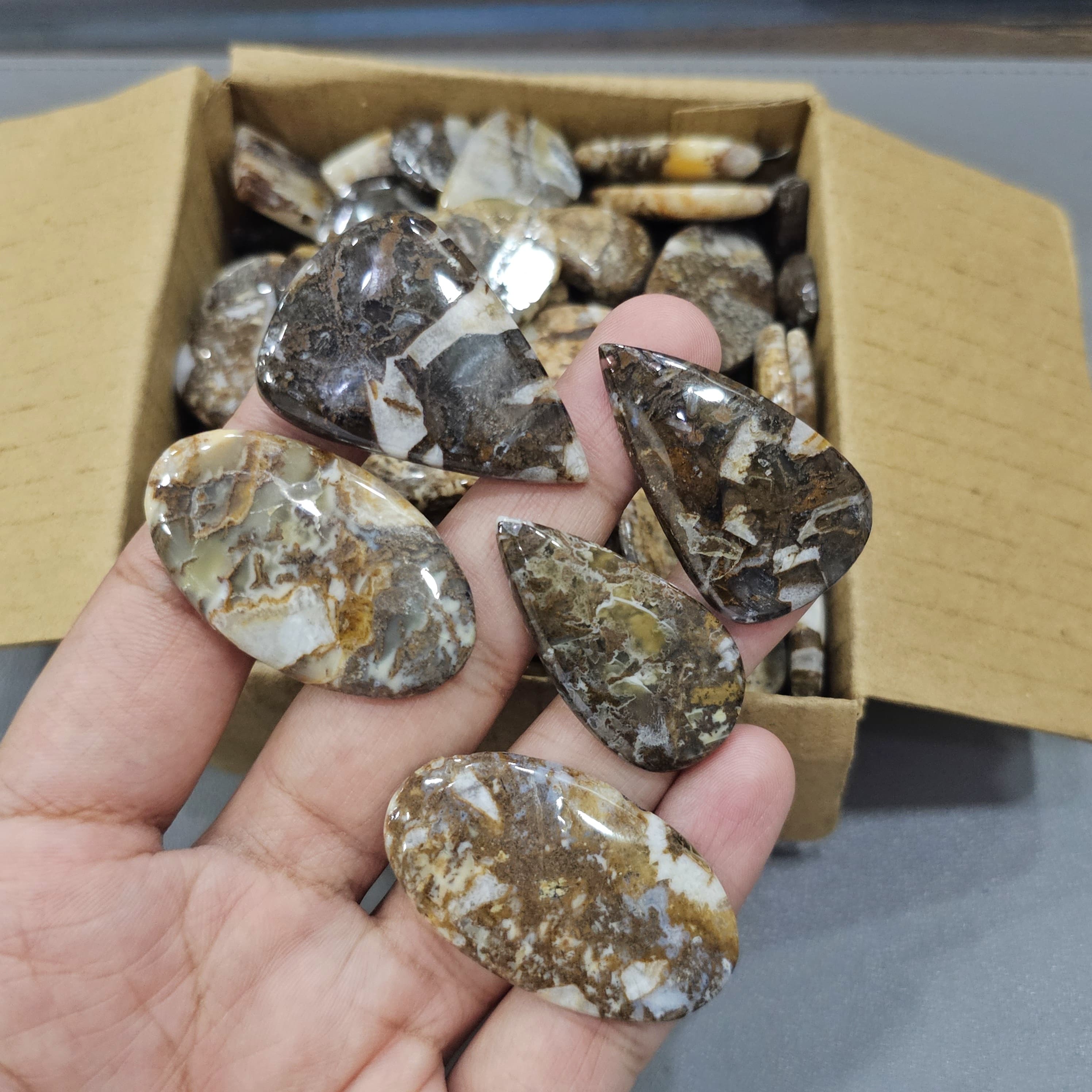 500 Grams/1KG Turkish Jasper Cabochons Cabochon | 1" to 2" Inches | 80-110Pcs - The LabradoriteKing