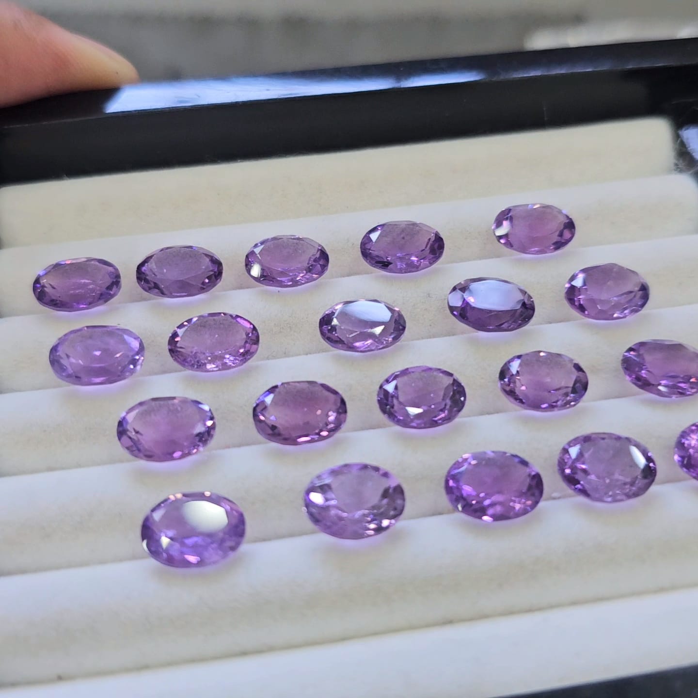 15 Pcs of Natural Amethyst Faceted | Oval | Size: 10x8mm - The LabradoriteKing