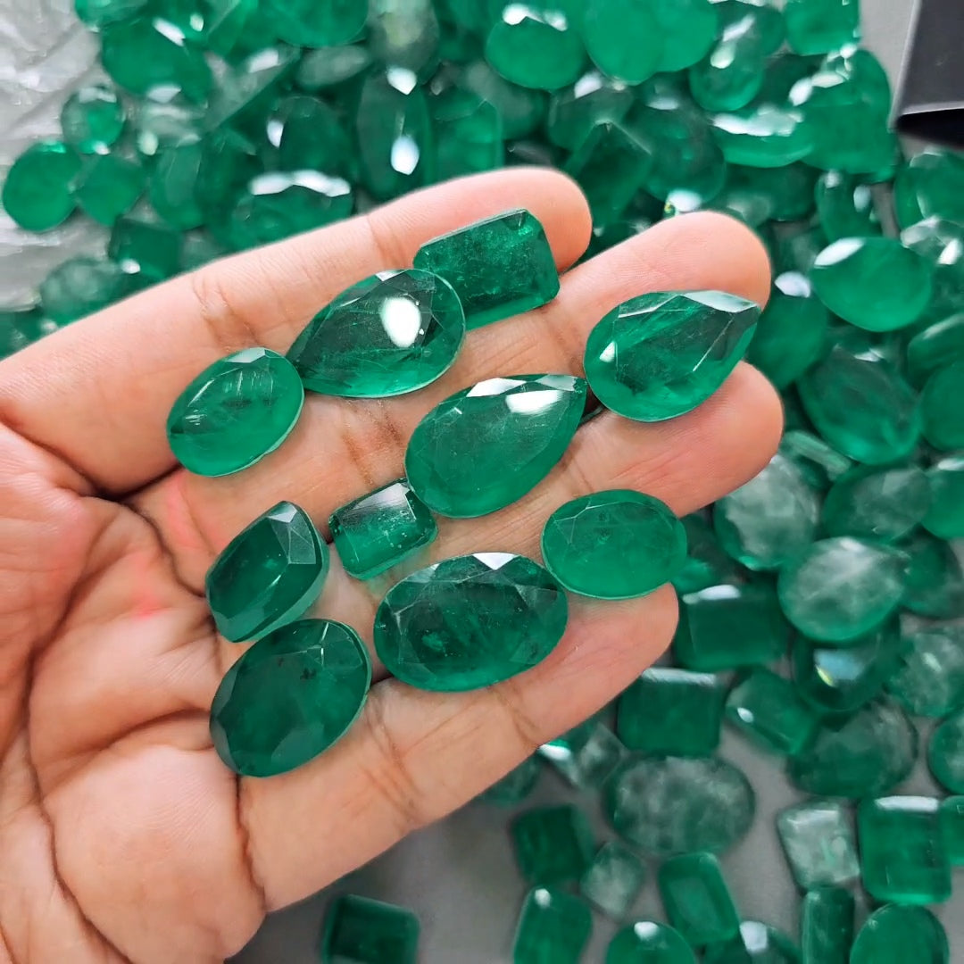 250 Carat scoop of Lab-Grown Emerald Doublet Faceted Gemstones | 10–30mm
