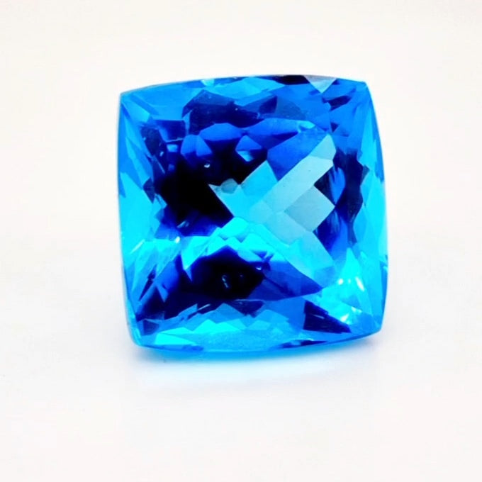 Natural Swiss Blue Topaz Faceted | Square | 14mm - The LabradoriteKing