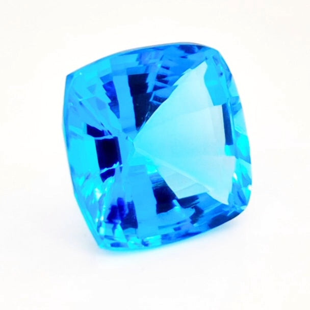 Natural Swiss Blue Topaz Faceted | Square | 17mm - The LabradoriteKing