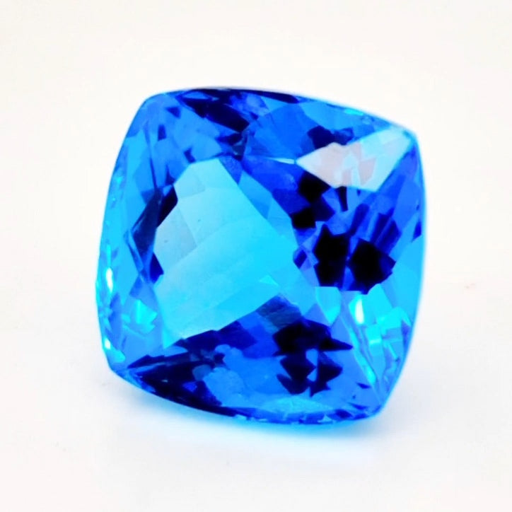 Natural Swiss Blue Topaz Faceted | Square | 14mm - The LabradoriteKing