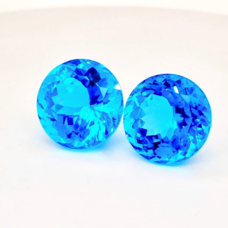 2pcs Natural Swiss Blue Topaz Faceted | Round | 20mm - The LabradoriteKing