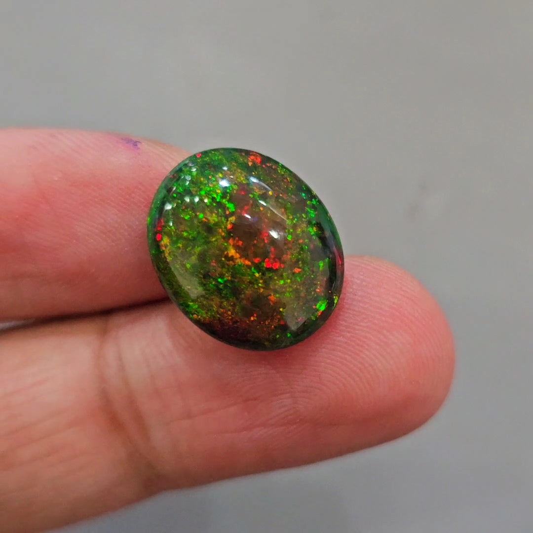 Ethiopian Black Smoked Opal Cabochon | Oval | Size: 17x14mm - The LabradoriteKing