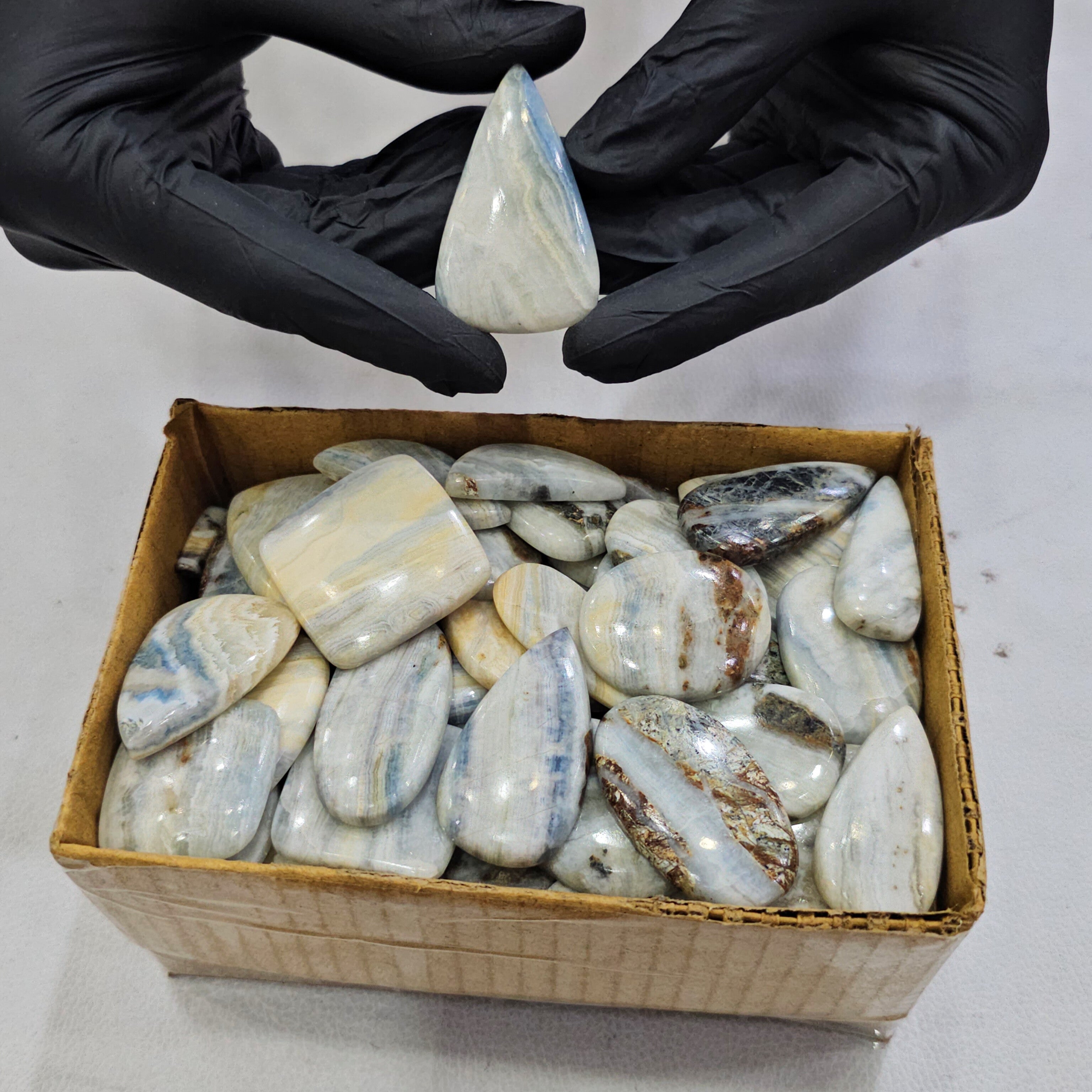 500 Grams Natural Blue Scheelite Jasper Gemstones | 40-50 Pcs (Approx.) | 15–45mm - The LabradoriteKing