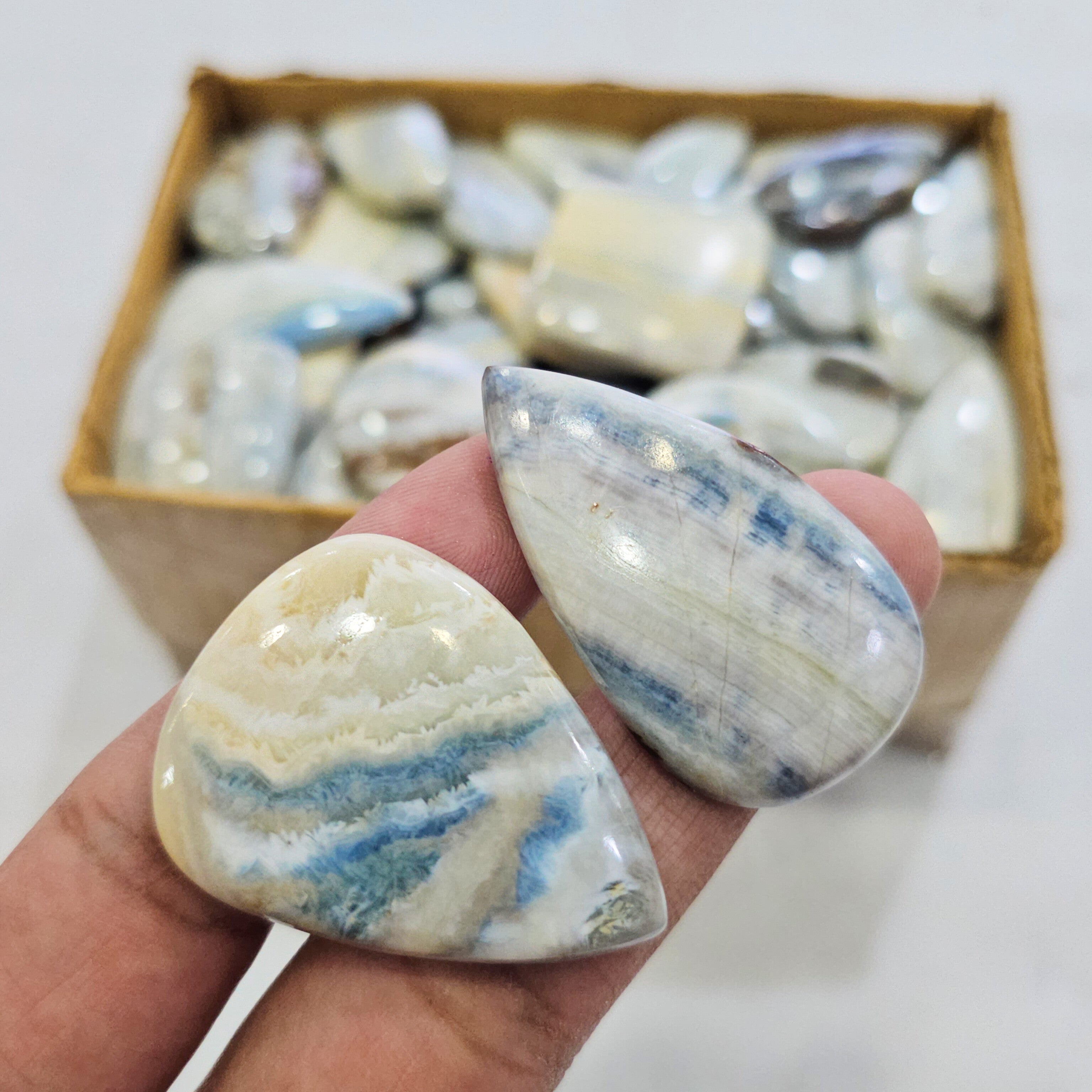 500 Grams Natural Blue Scheelite Jasper Gemstones | 40-50 Pcs (Approx.) | 15–45mm - The LabradoriteKing