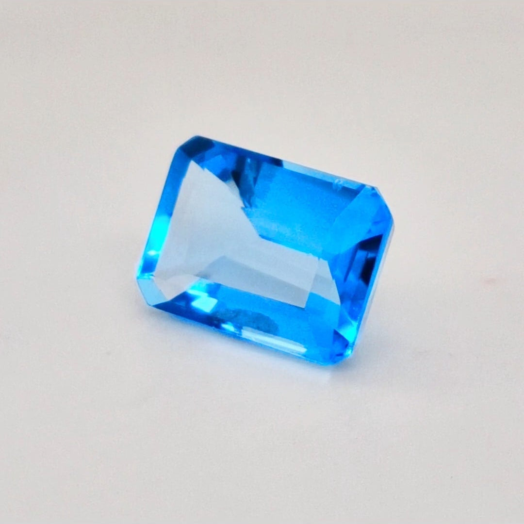 Natural Swiss Blue Topaz Faceted | Rectangle | 14x10mm - The LabradoriteKing