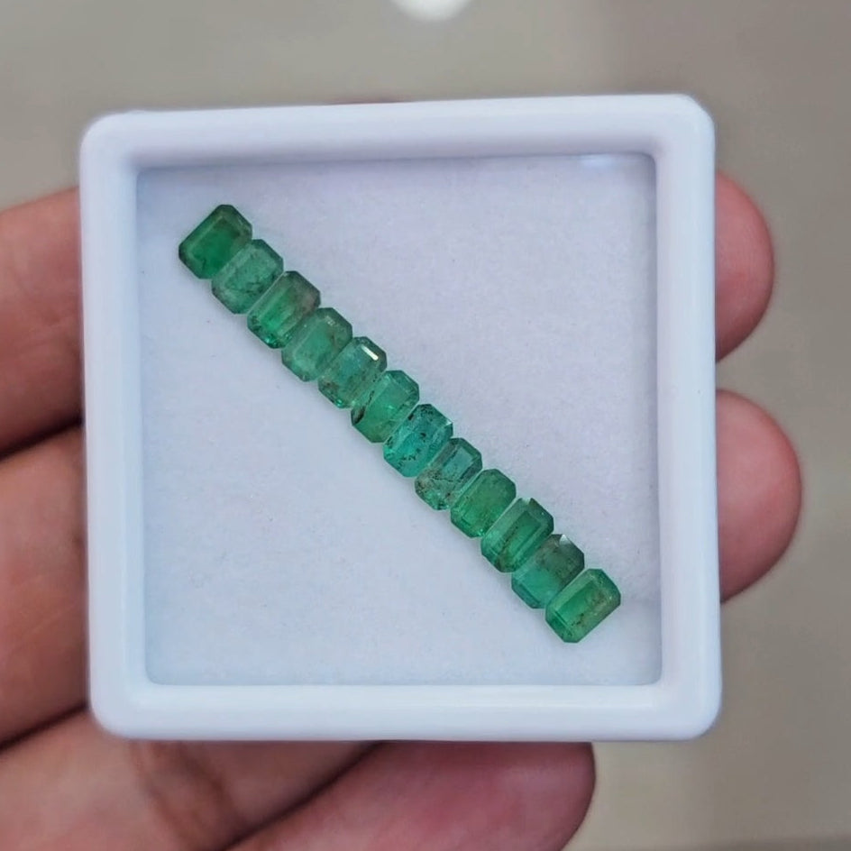 12 pcs Of Natural Emerald Faceted | 5x3mm| Rectangle - The LabradoriteKing