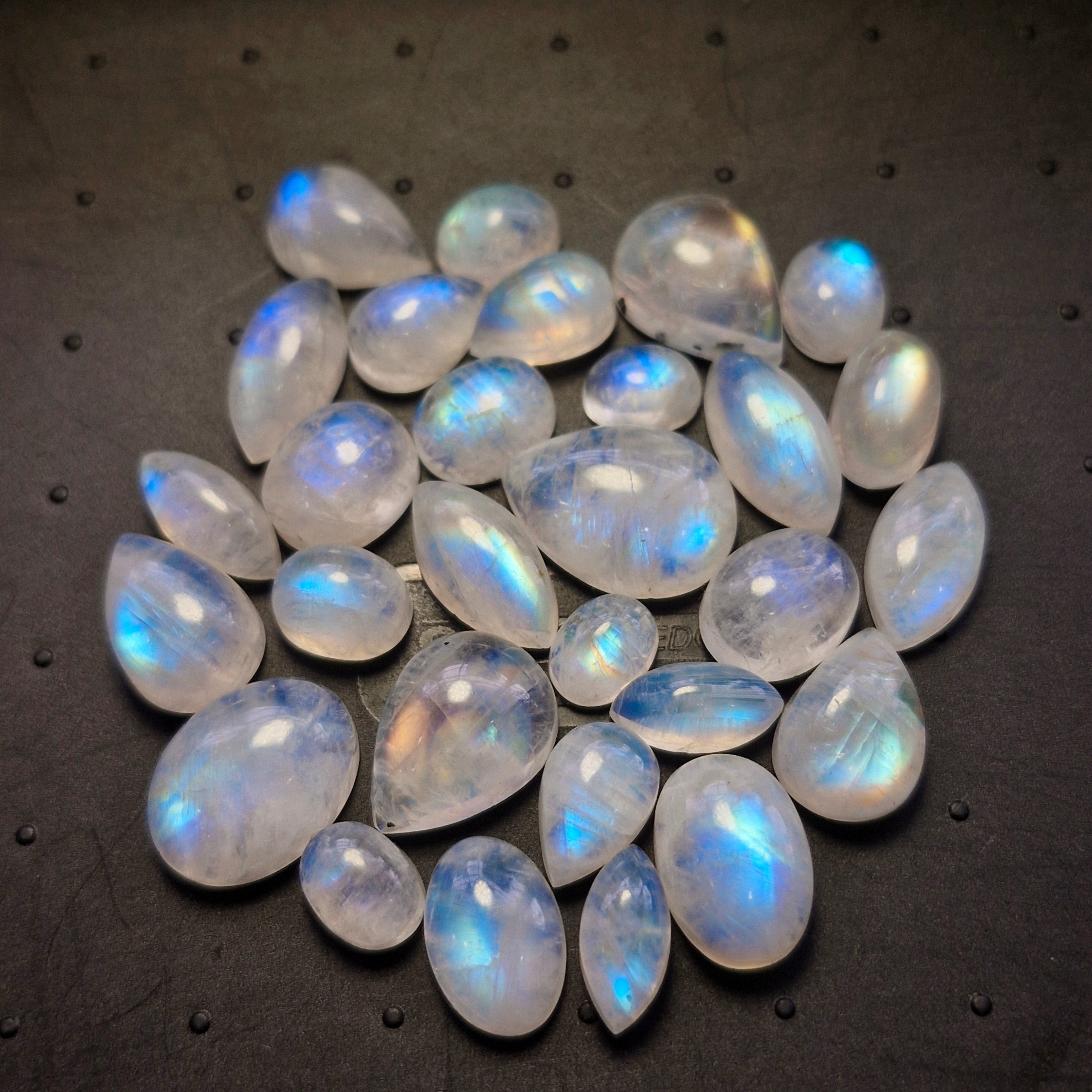 29Pcs Natural Rainbow Moonstone Cabochons | 9-18mm | Shape: Mix - The LabradoriteKing