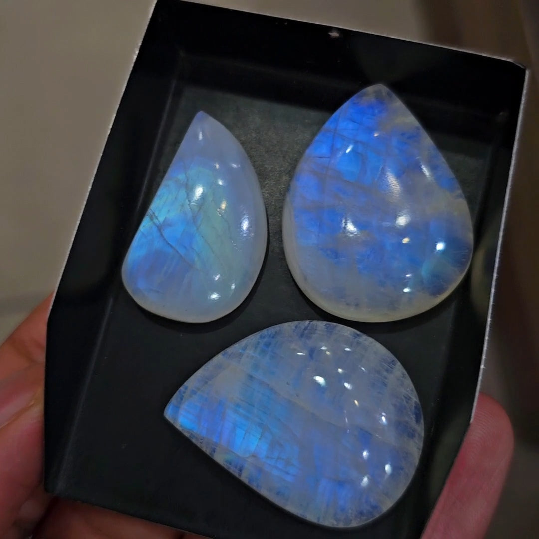 3 Pcs Natural Rainbow Moonstone Cabochons |31-36mm | Shape: Fancy