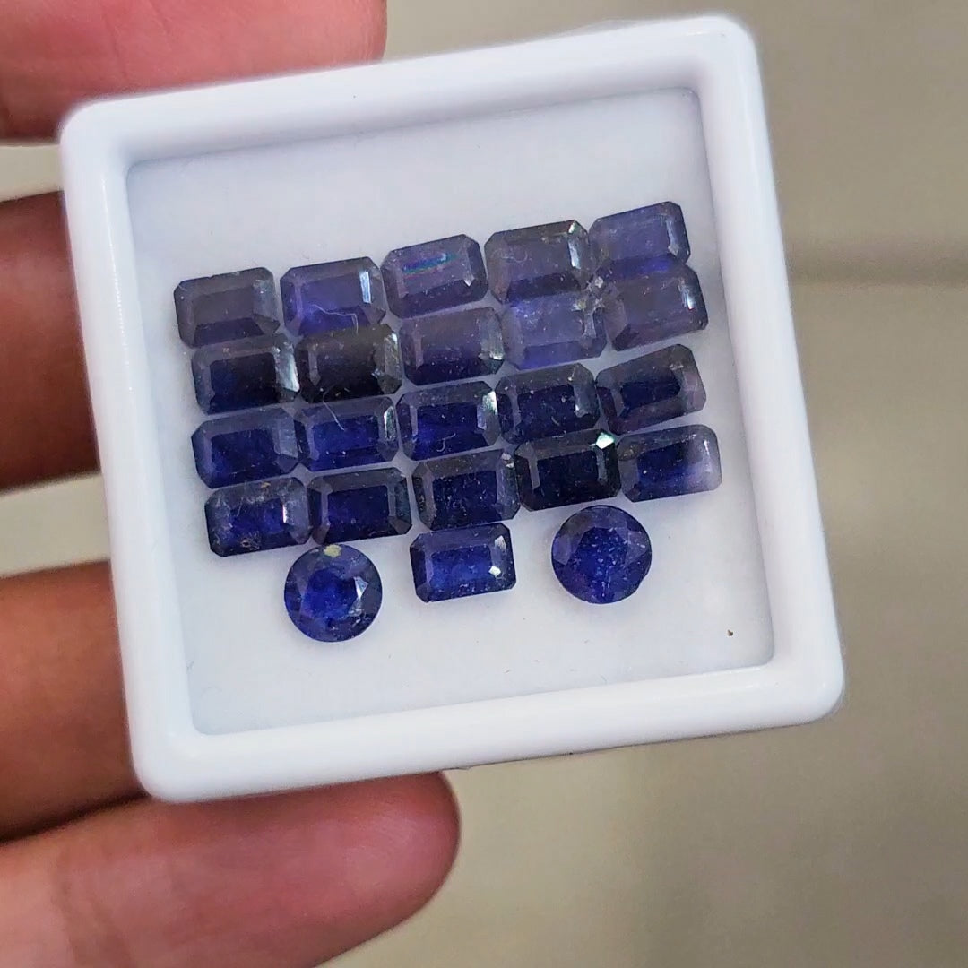 23 Pcs of Natural Blue Sapphire Faceted | Rectangle & Round | Size: 6x4mm
