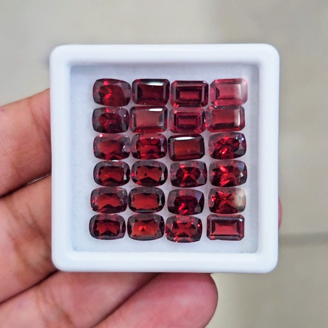 24 pcs Natural Mozambique Garnet Faceted | Rectangle | Size: 7x5mm