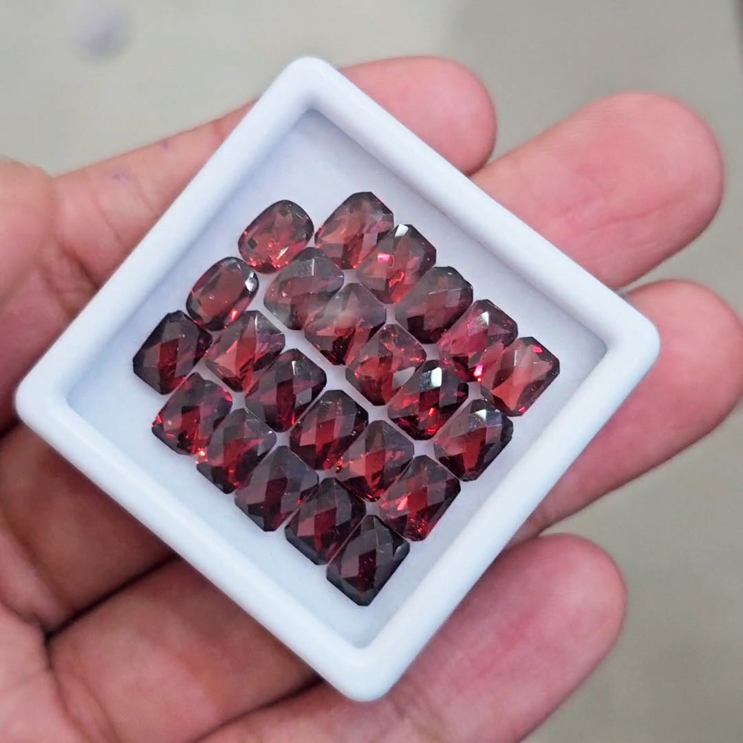 23 pcs Natural Mozambique Garnet Checker Cut | Rectangle| Size: 7x5mm
