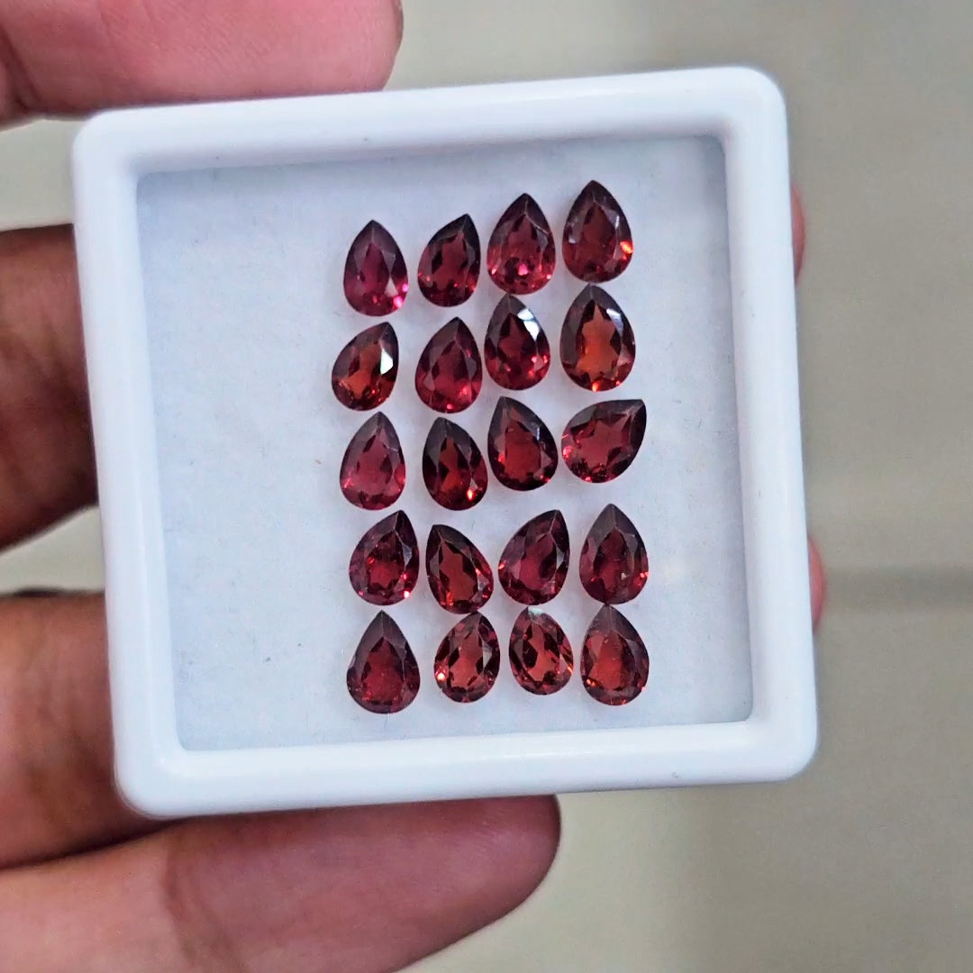 20 pcs Natural Mozambique Garnet Faceted | Pear | Size: 6x4mm
