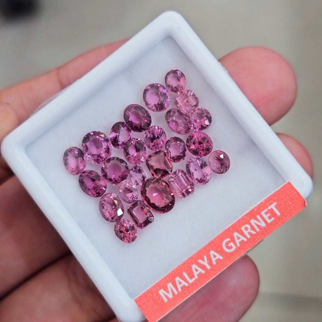 25 Pcs of Natural Malaya Garnet Faceted | Mix | Size: 4-6mm