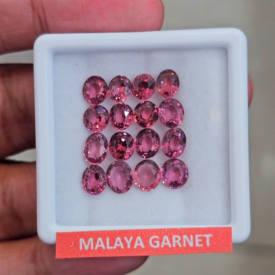 16 Pcs of Natural Malaya Garnet Faceted | Mix | Size: 5-7mm